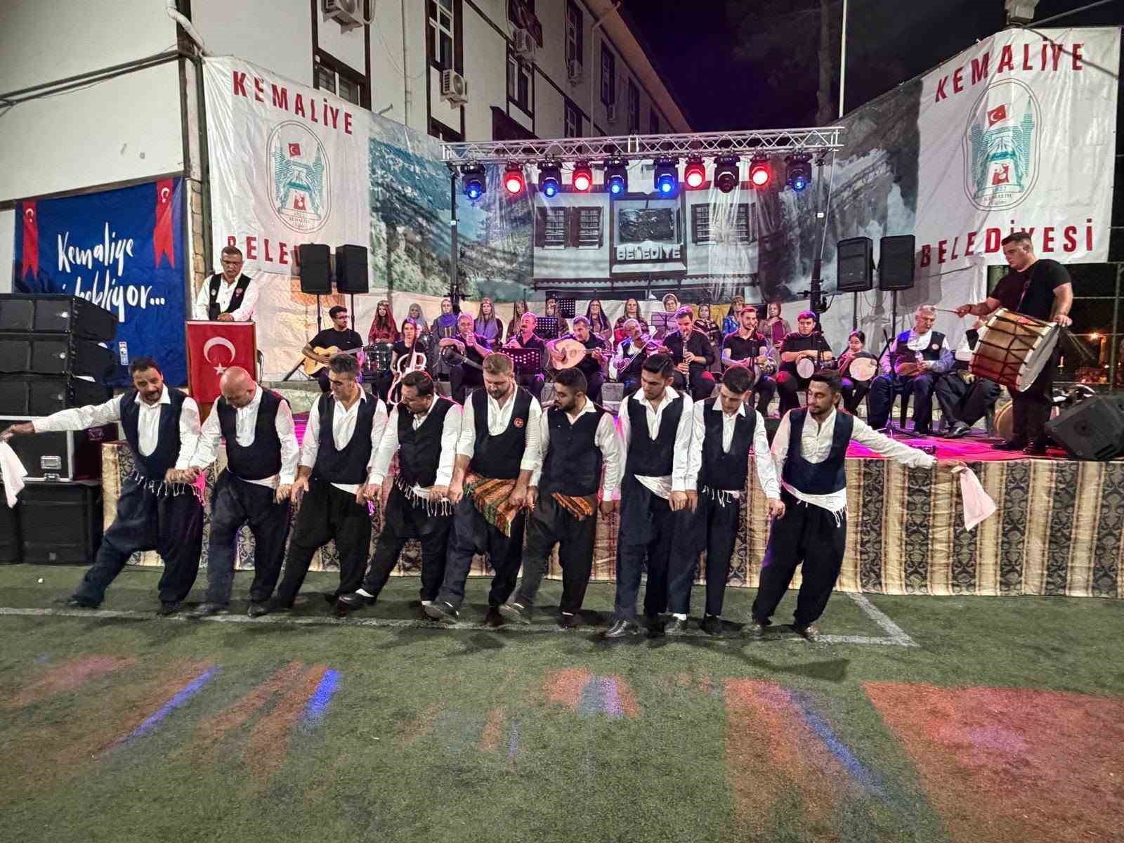 Sıladan Gurbete Eğin Fasılı&rsquo;nda k&uuml;lt&uuml;r ve coşku bir araya geldi