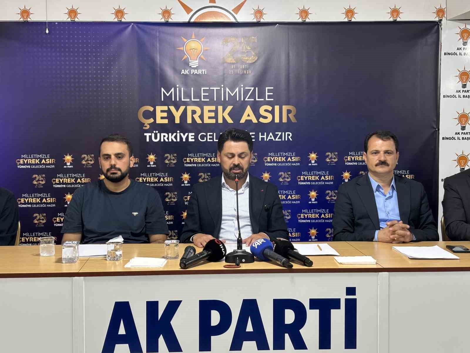 AK Parti Bing&ouml;l İl Başkanı Seven: "25 yıldır, T&uuml;rkiye&rsquo;yi her alanda b&uuml;y&uuml;tmenin ve g&uuml;&ccedil;lendirmenin m&uuml;cadelesini