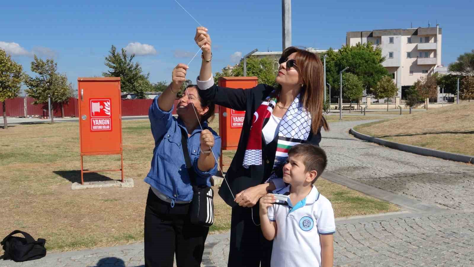 U&ccedil;urtma Filistinli &ccedil;ocuklar i&ccedil;in u&ccedil;uruldu