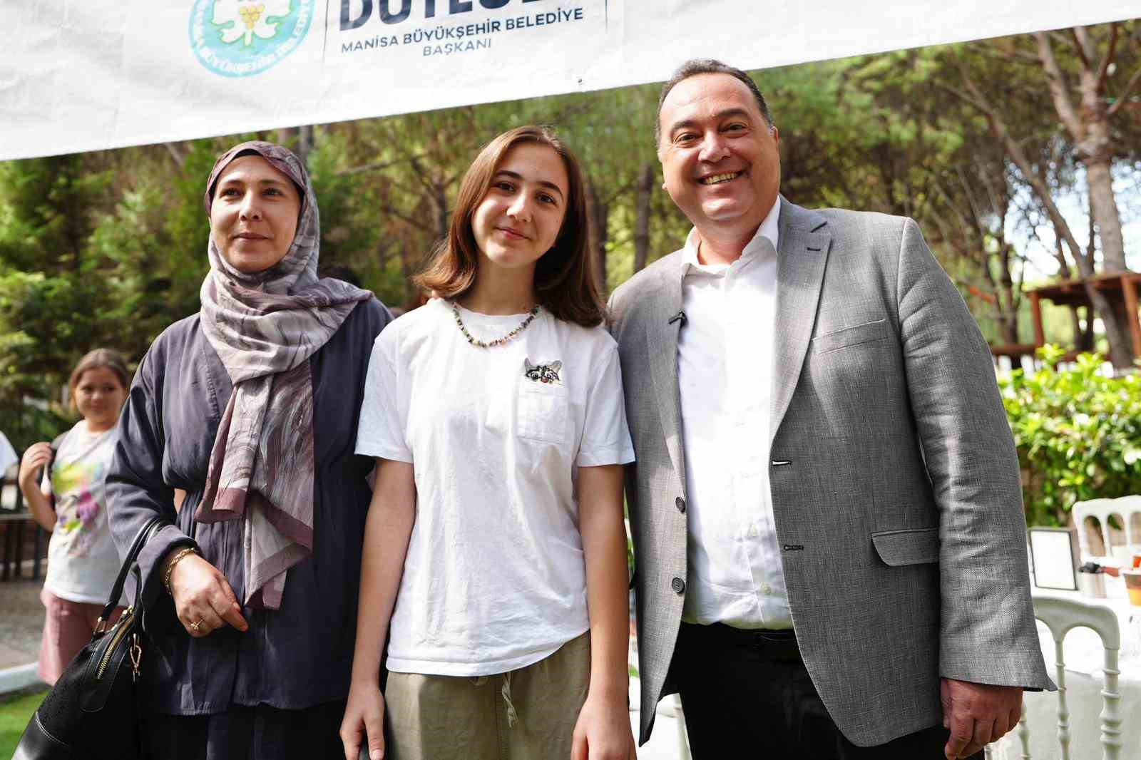 MABEM &ouml;ğrencilerinin LGS başarısı kutlandı