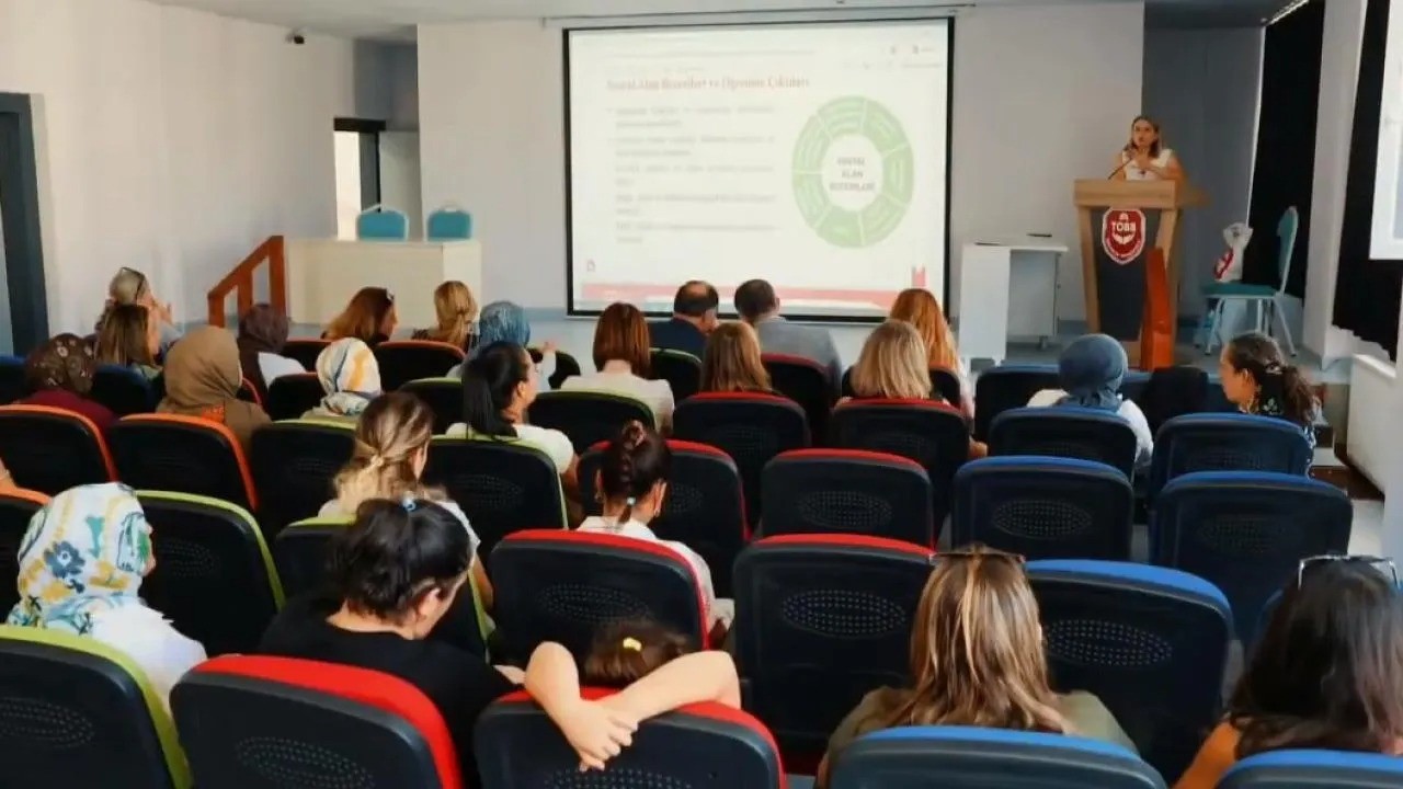 Sinop&rsquo;ta okul &ouml;ncesi &ouml;ğretmenlerine yeni eğitim modeli anlatıldı
