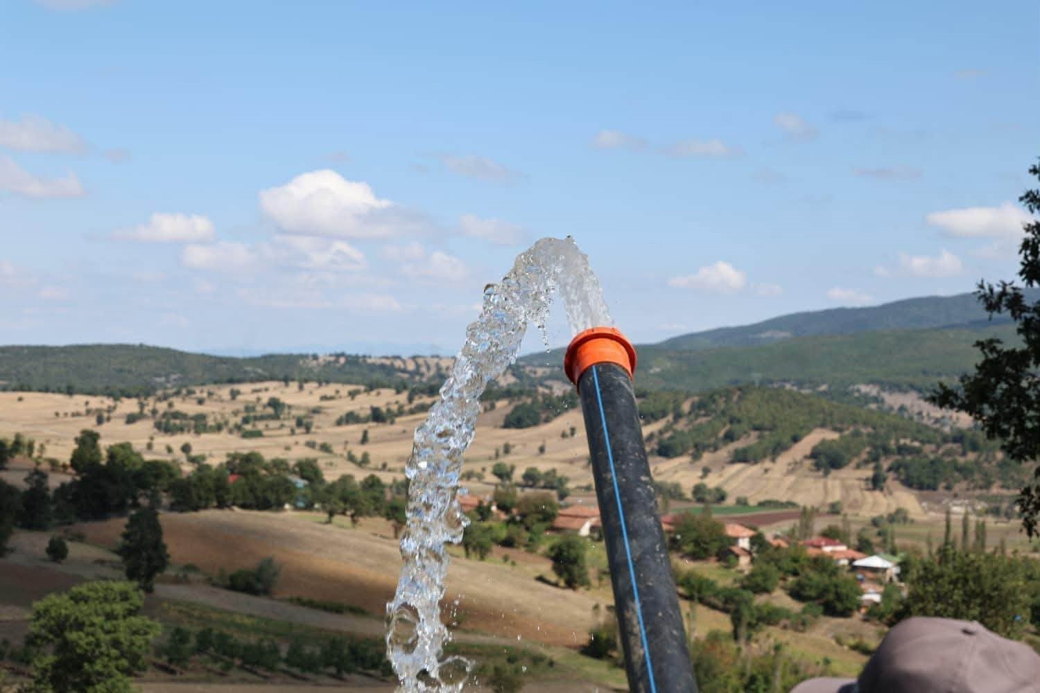 Beldağ k&ouml;y&uuml;ne basın&ccedil;lı sulama tesisi