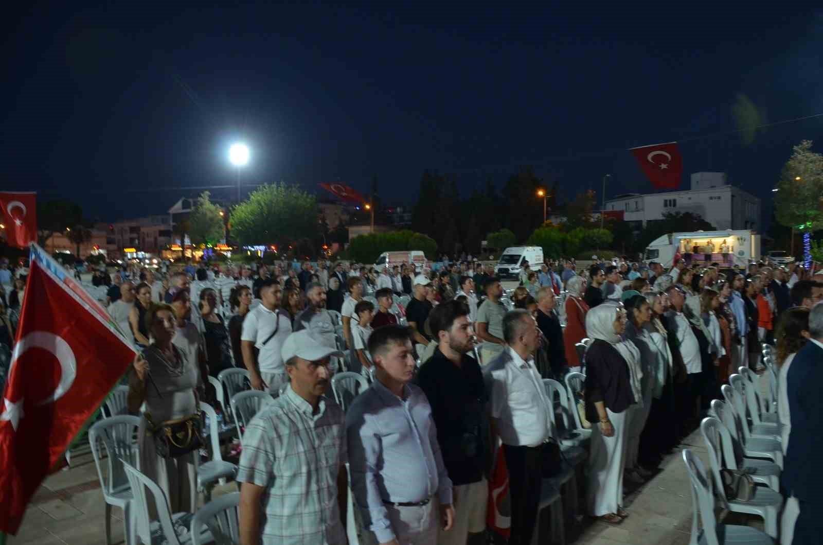 Kuşadası, Didim ve Bozdoğan&rsquo;da 15 Temmuz unutulmadı