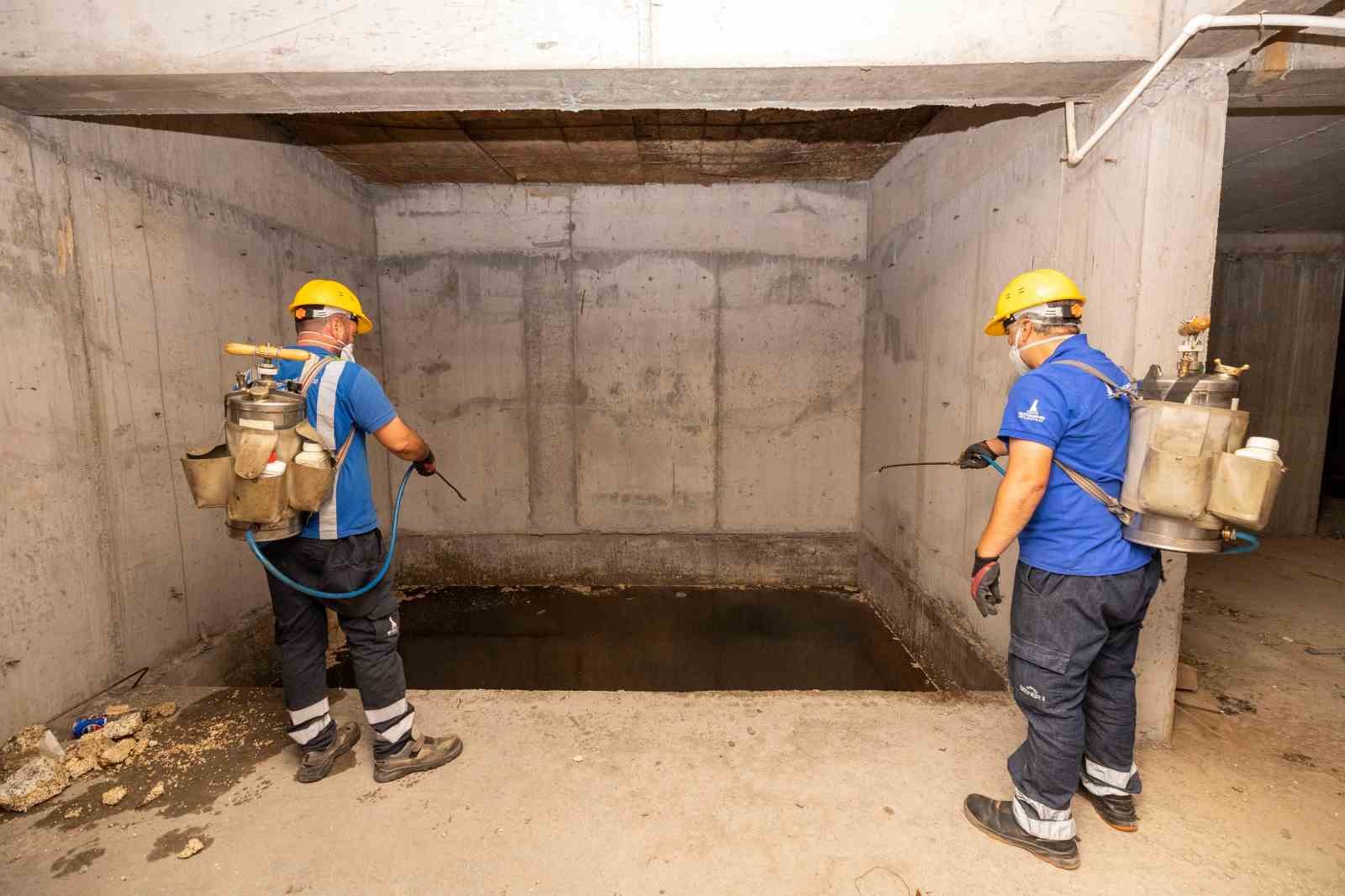 Sivrisineğe karşı g&ouml;r&uuml;nmeyen cephe