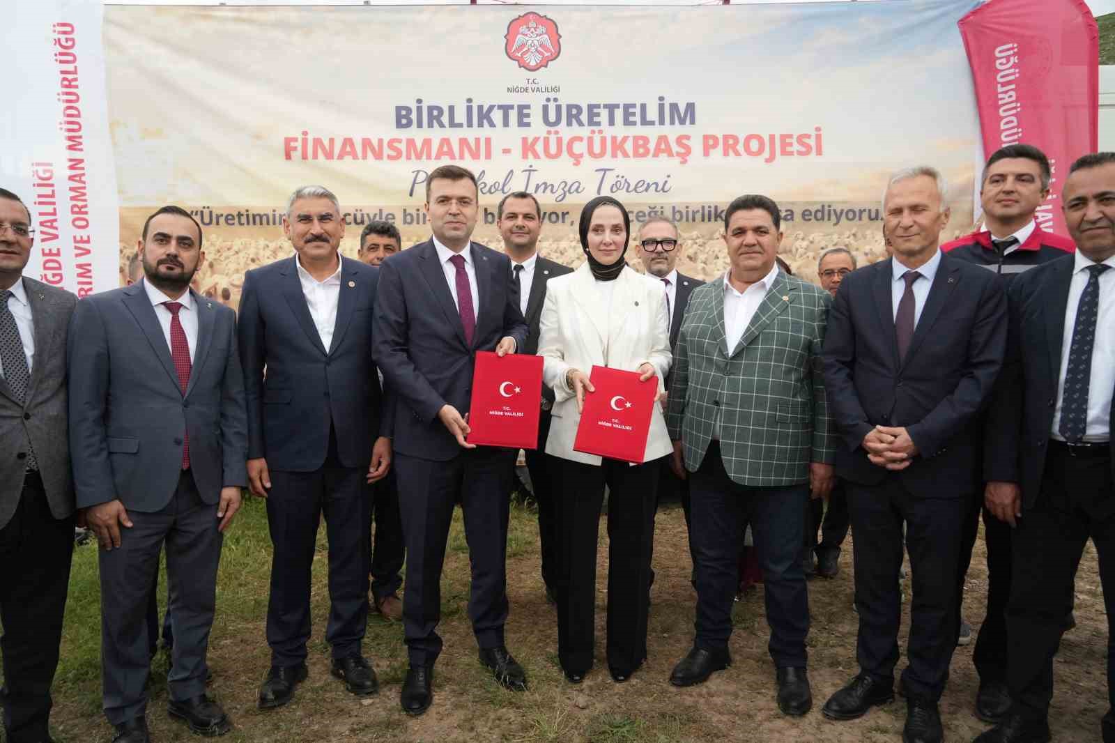 Niğde&rsquo;de k&uuml;&ccedil;&uuml;kbaş hayvancılığa dev destek