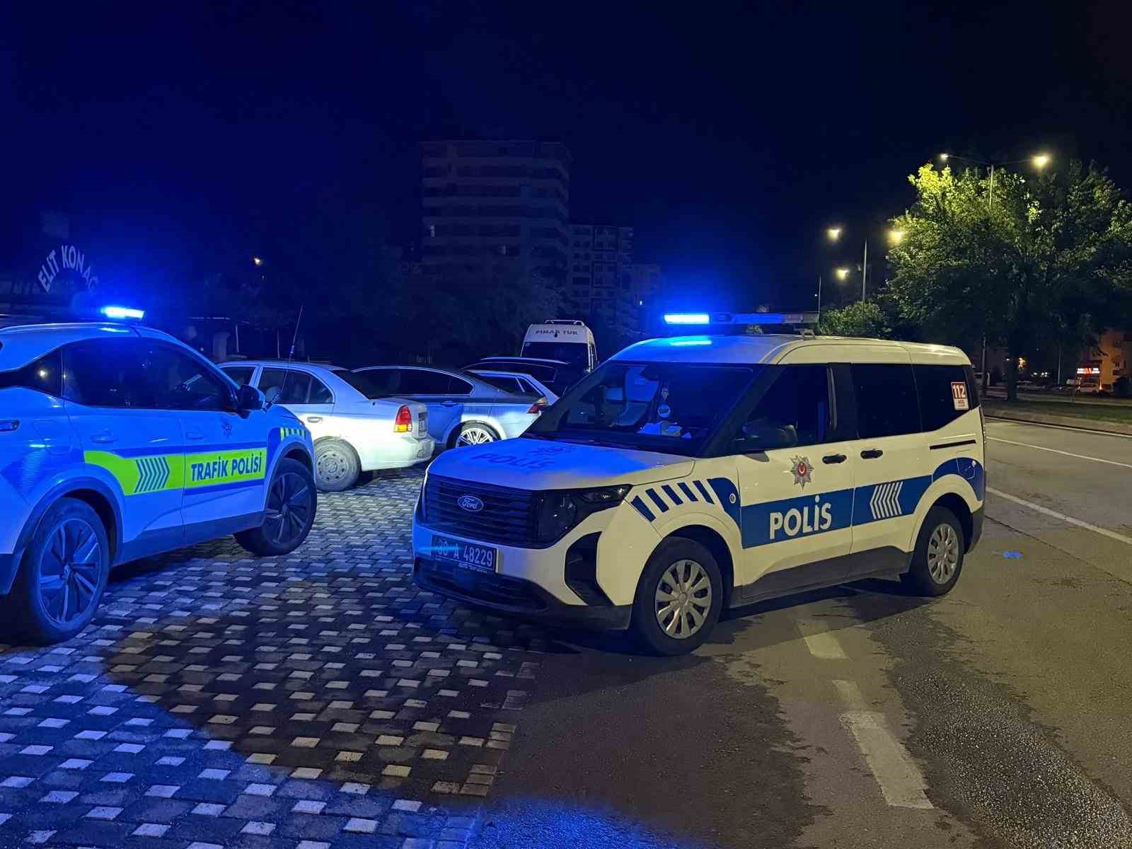 Bu kez alkoll&uuml; s&uuml;r&uuml;c&uuml; değil, yolcu zorluk &ccedil;ıkardı: 432 bin TL para cezası yazıldı
