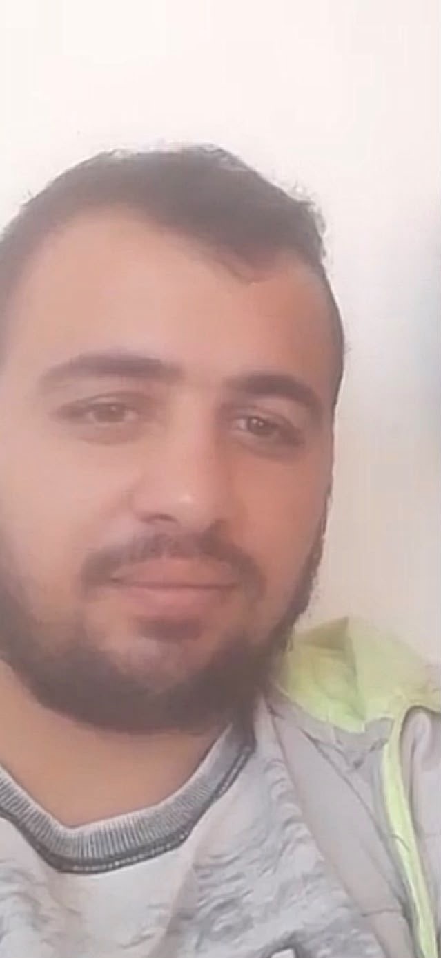 Kayseri&rsquo;deki bı&ccedil;aklı kavgada &ouml;len şahsın, olay &ouml;ncesi keserle y&uuml;r&uuml;d&uuml;ğ&uuml; anlar kameraya yansıdı