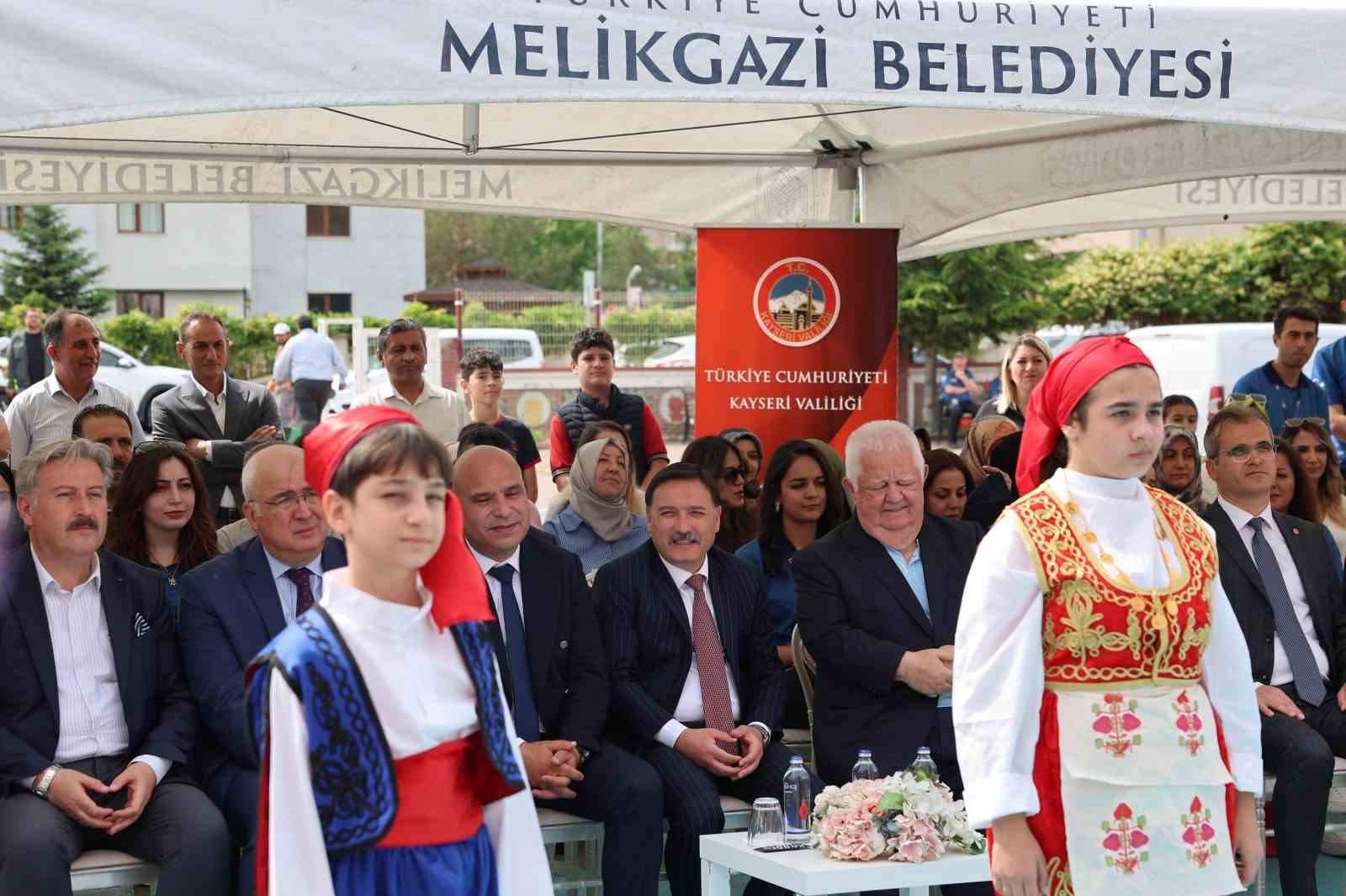 İzzet &Ouml;zs&uuml;zkaya Ortaokulu&rsquo;nda G&Ouml;KTİM Teknoloji At&ouml;lyesi a&ccedil;ıldı
