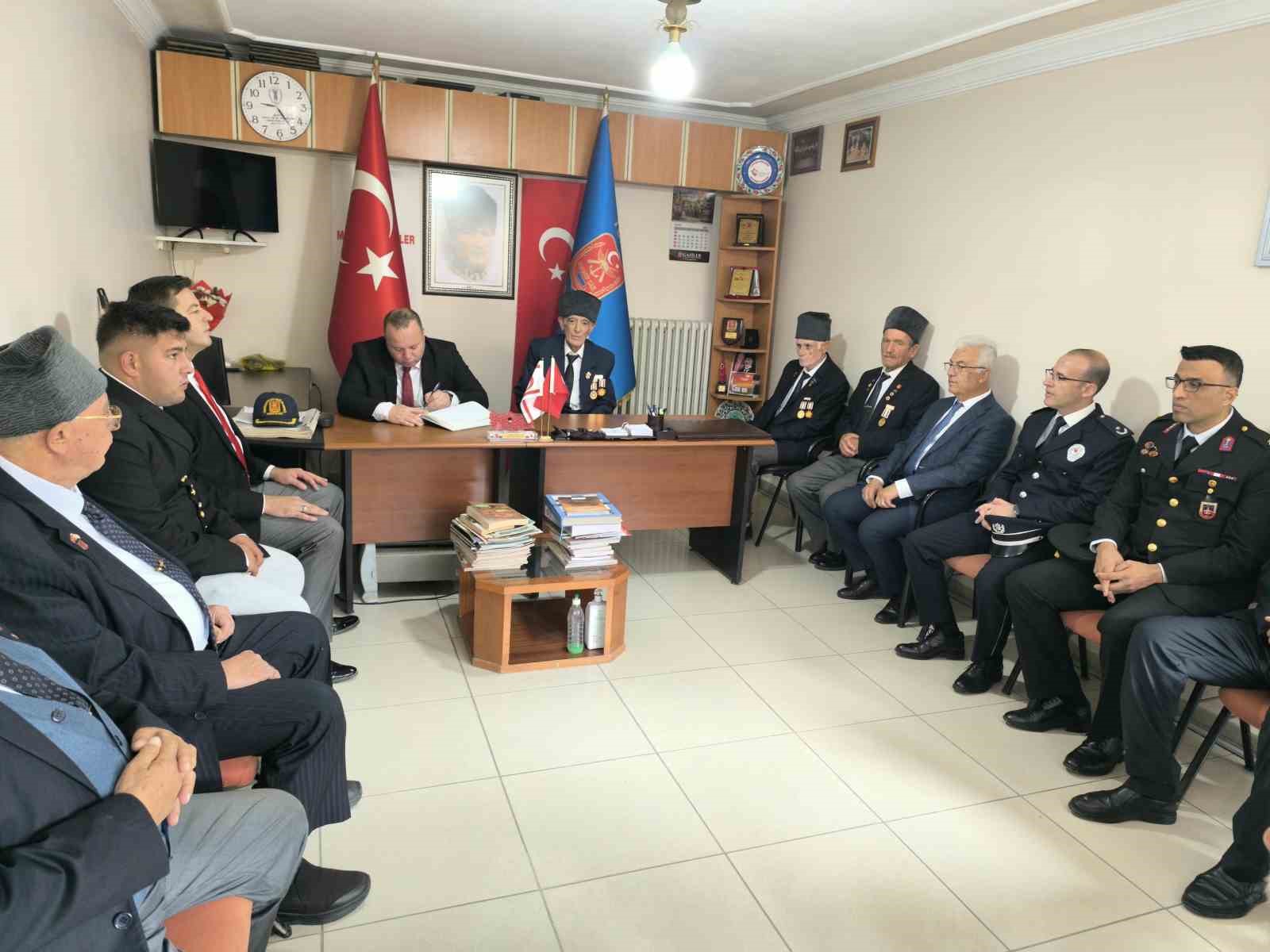Şuhut&rsquo;ta 19 Eyl&uuml;l Gaziler G&uuml;n&uuml; t&ouml;renle kutlandı