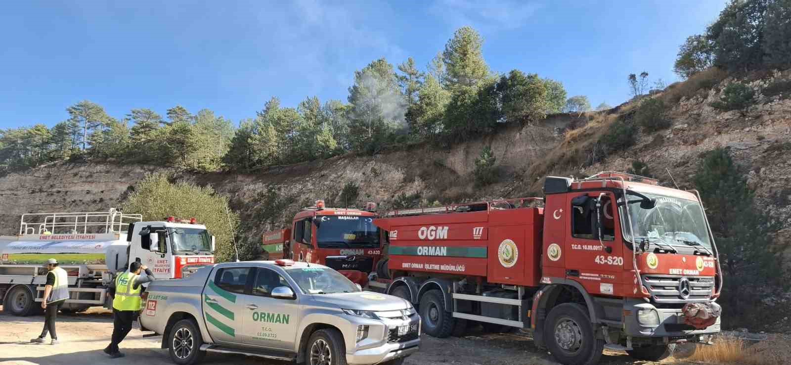 Emet&rsquo;te dağlık alanda orman yangını