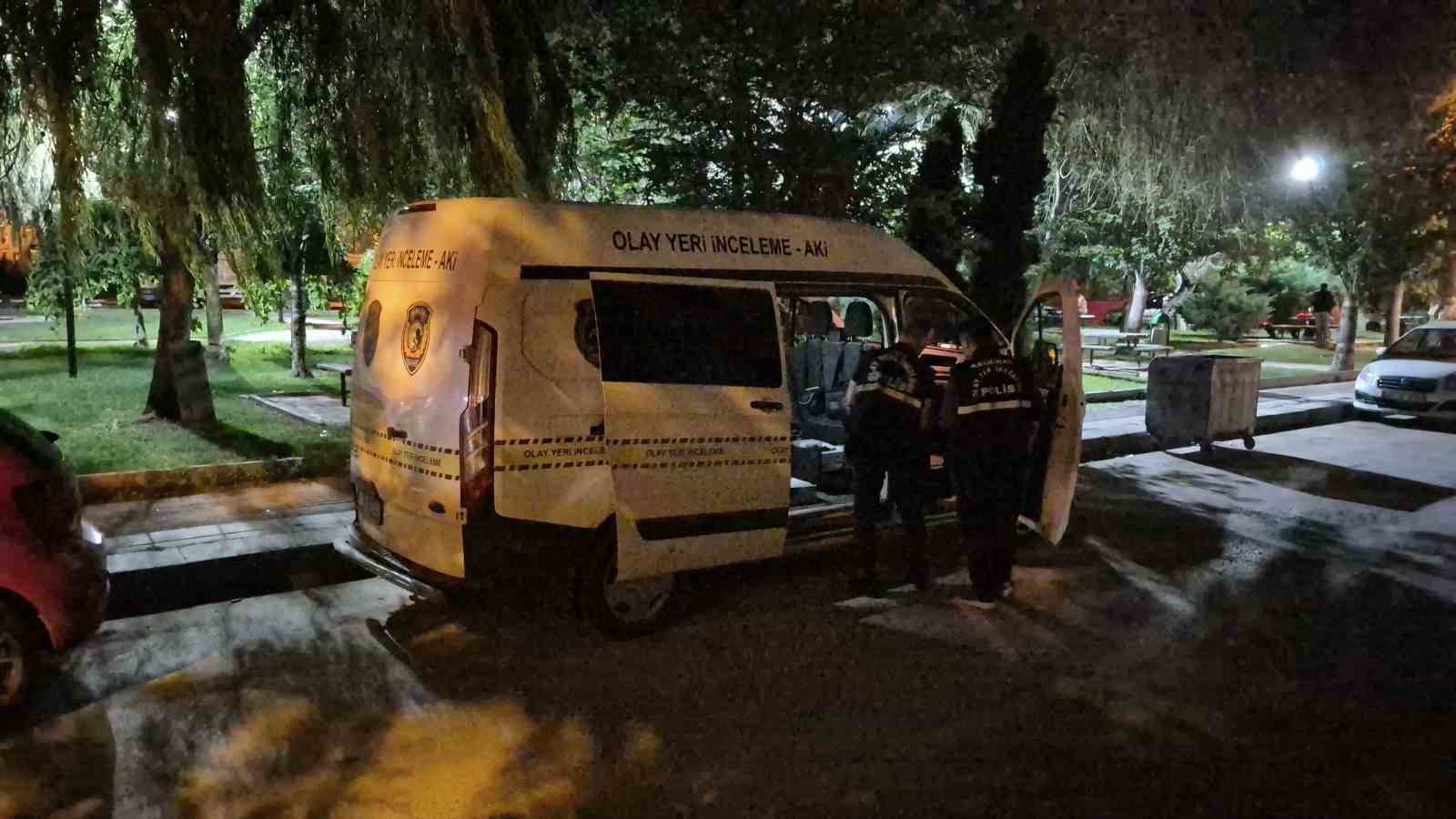 Eskişehir&rsquo;de 2&rsquo;nci kattan d&uuml;şen kişi yaralandı