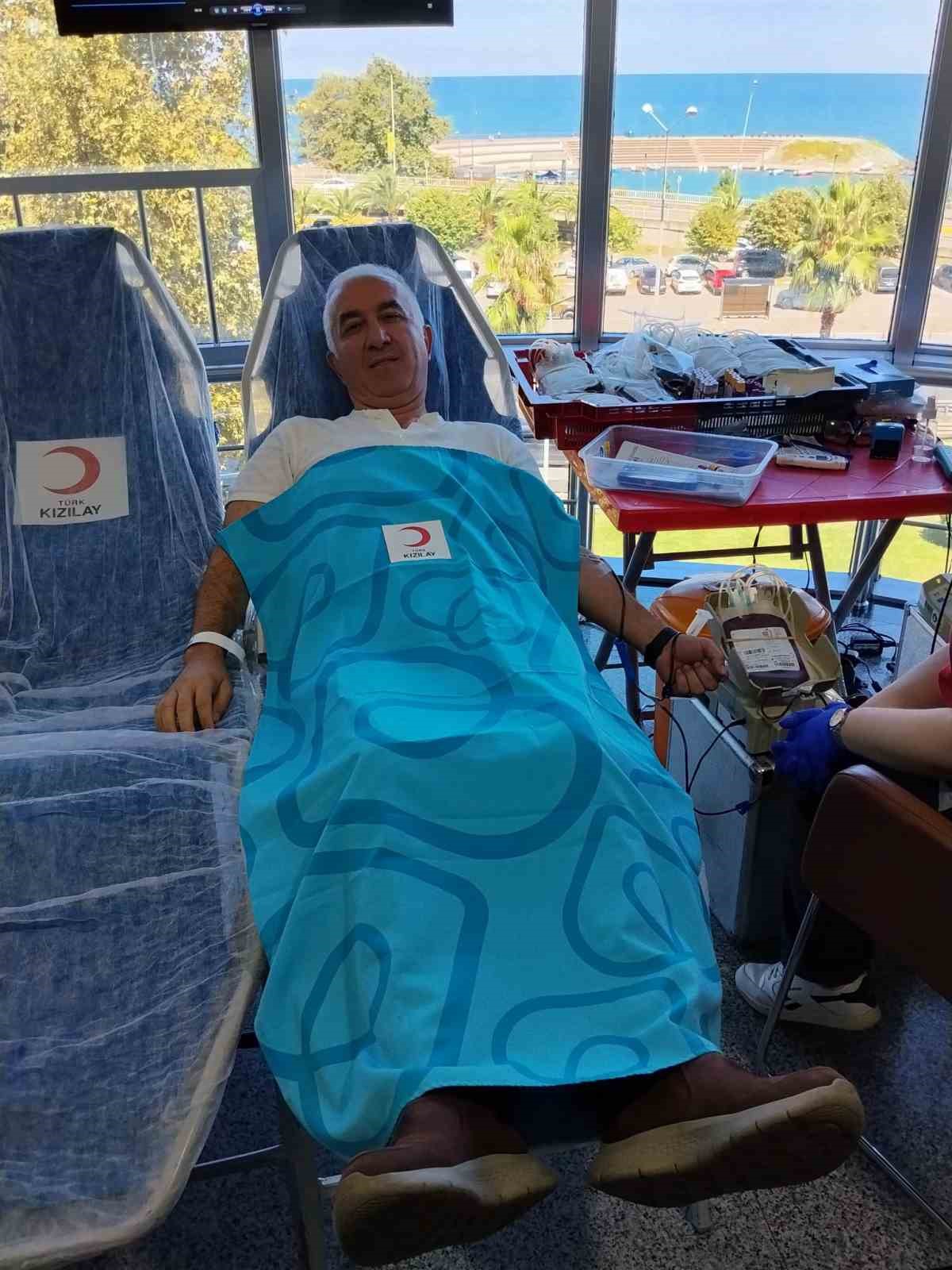 &Ouml;zel İmperial Hastanesi&rsquo;nde Kan Bağışı Kampanyası d&uuml;zenlendi