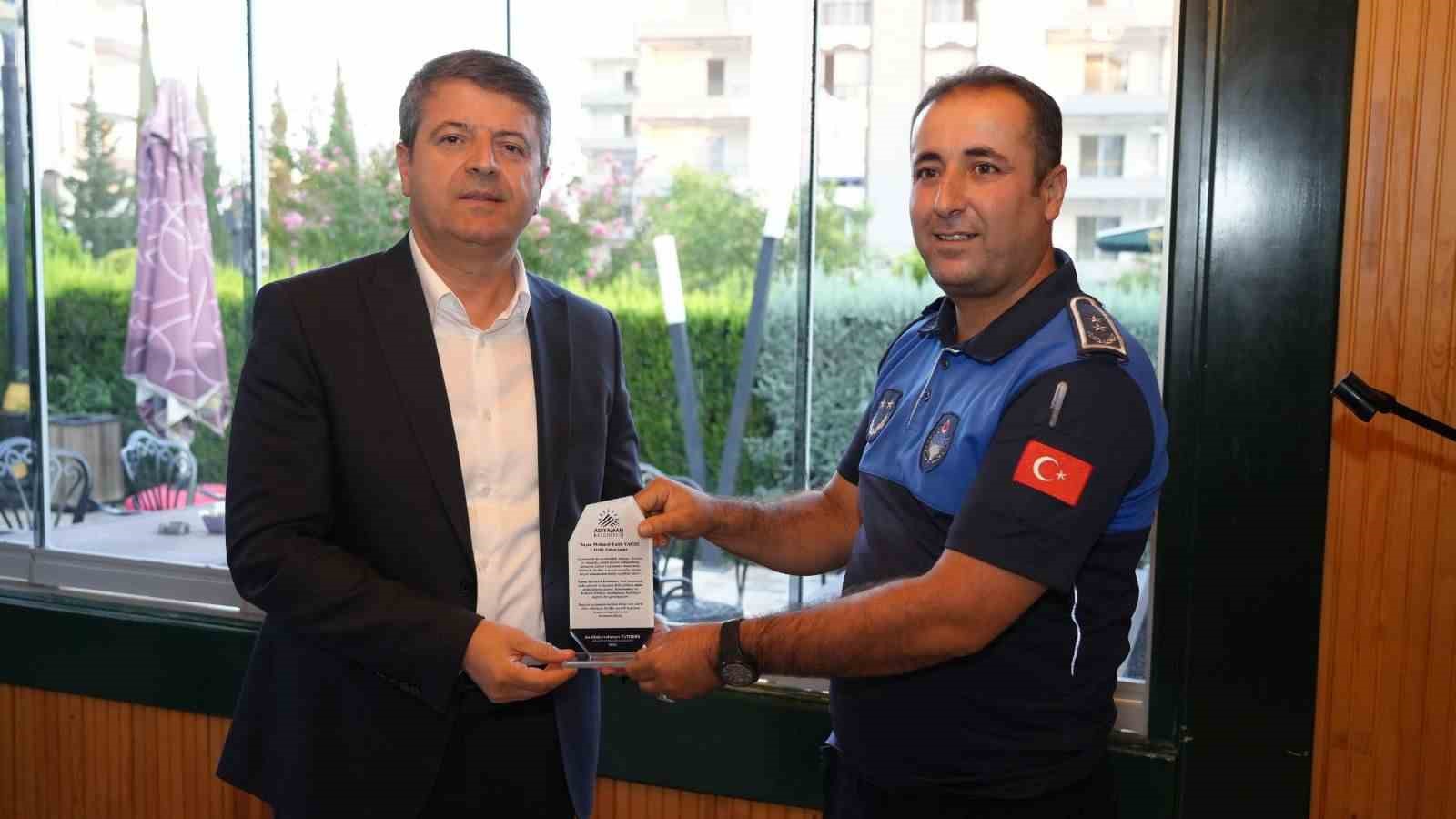 Başkan Tutdere, zabıta personeliyle bir araya geldi