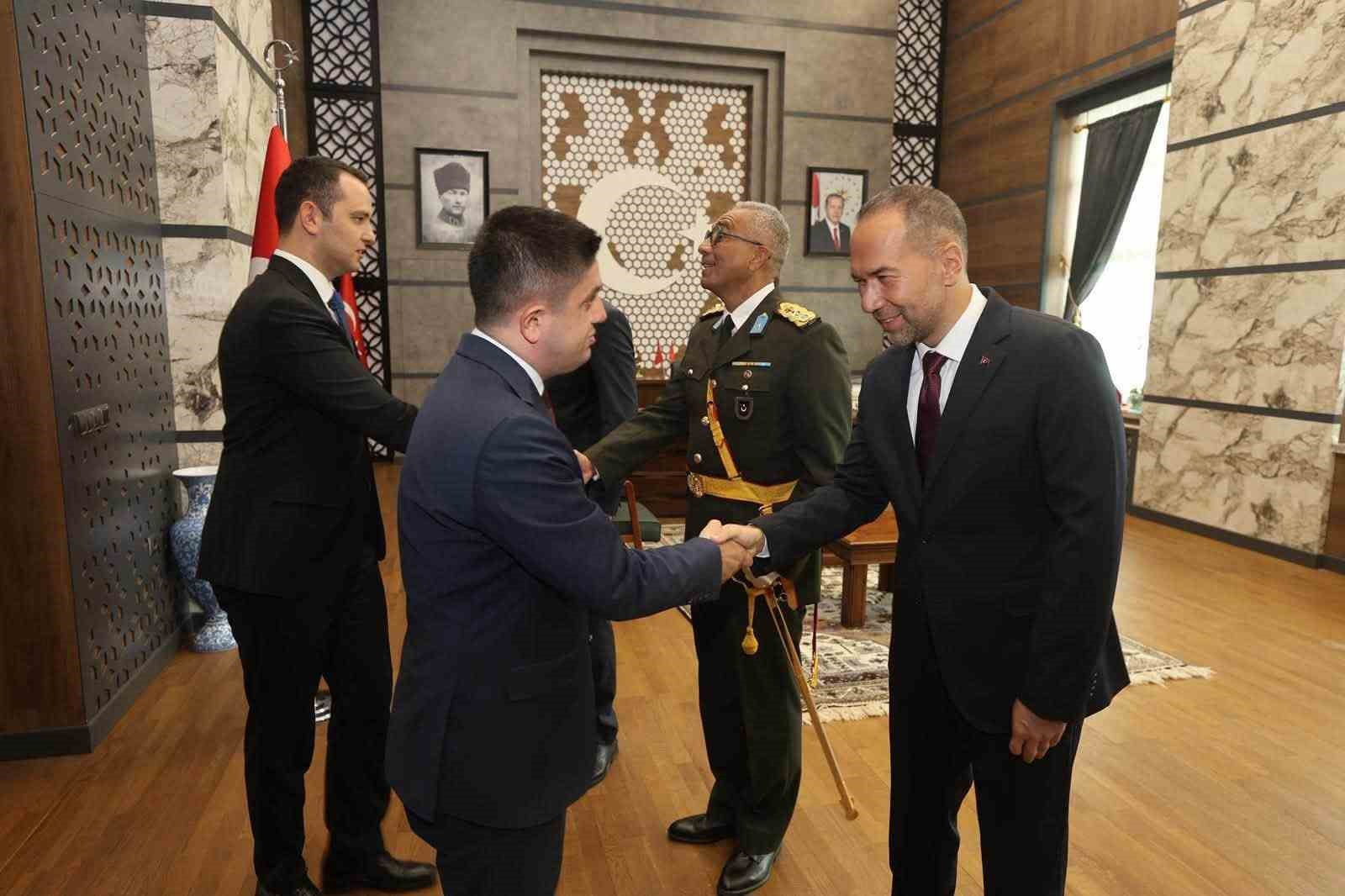 Niğde&rsquo;de 30 Ağustos Zafer Bayramı d&uuml;zenlenen t&ouml;renle kutlandı