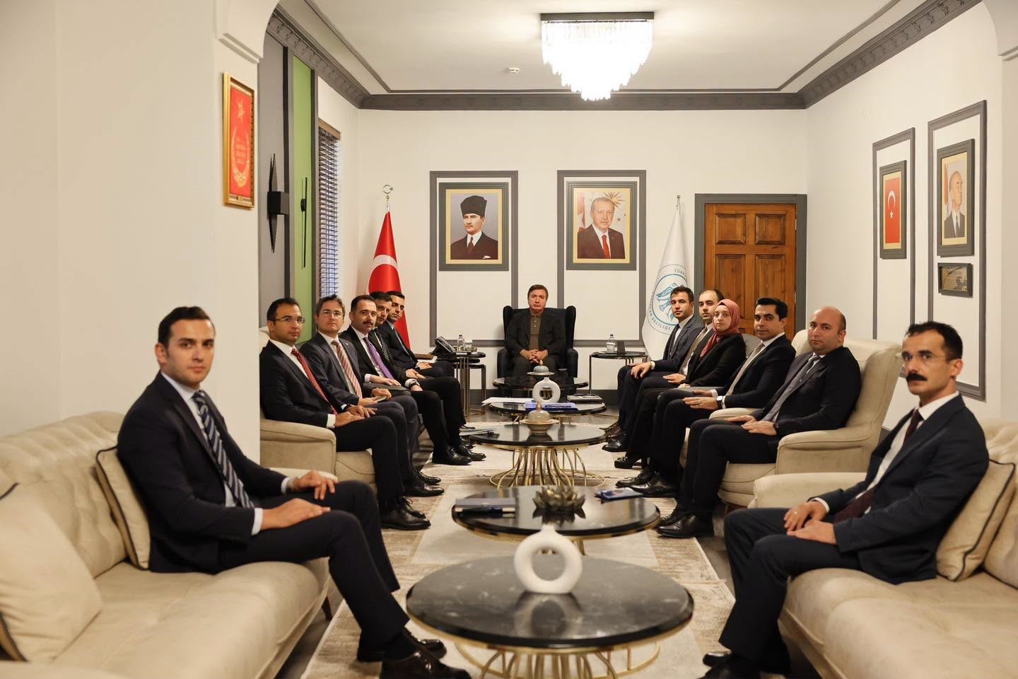 Erzincan&rsquo;da vali yardımcıları ve kaymakamlarla değerlendirme toplantısı yapıldı
