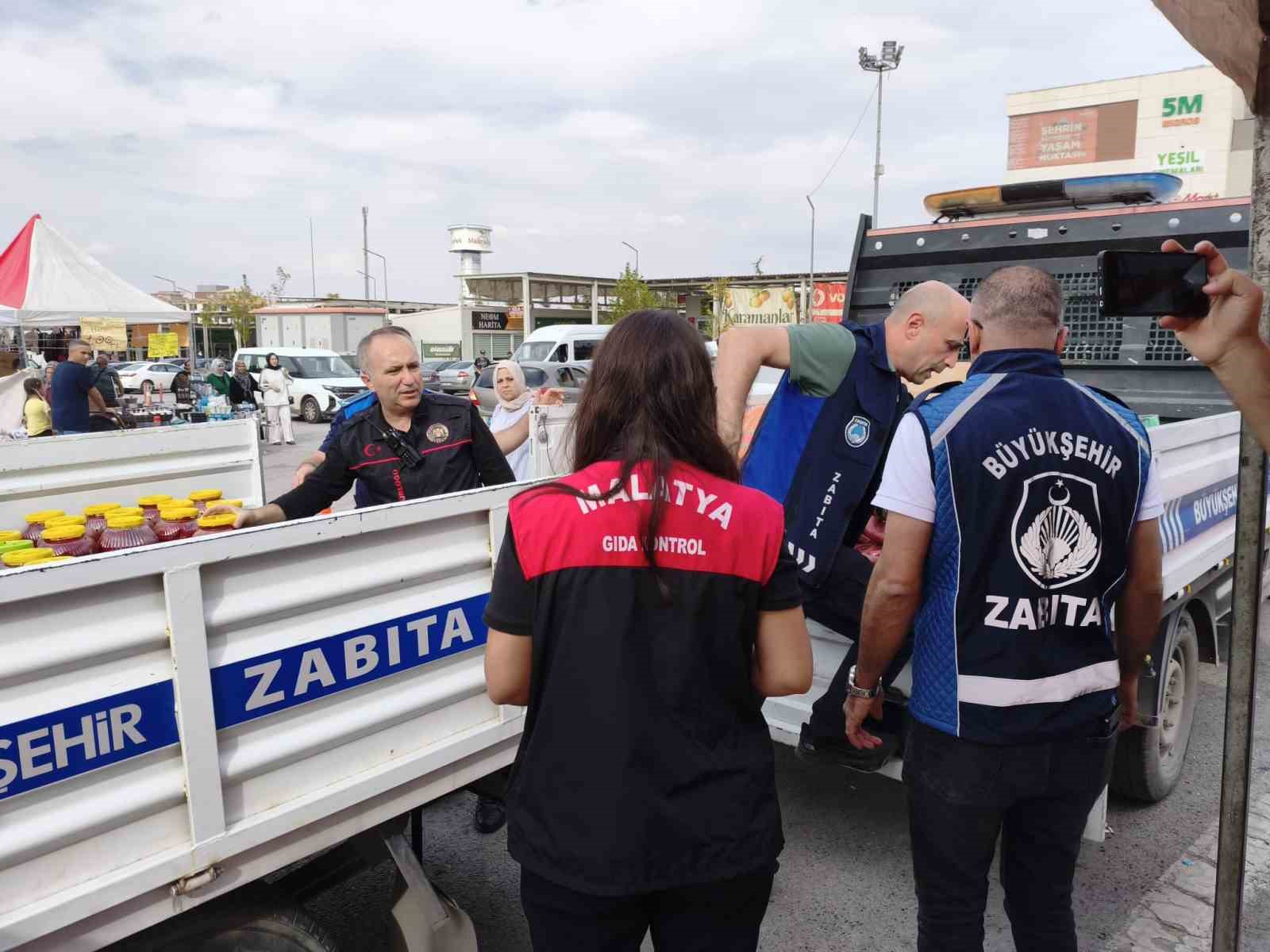 Malatya’da gıda denetimi: 230 kilo sucuk ve 150 kilo peynir imha edilecek