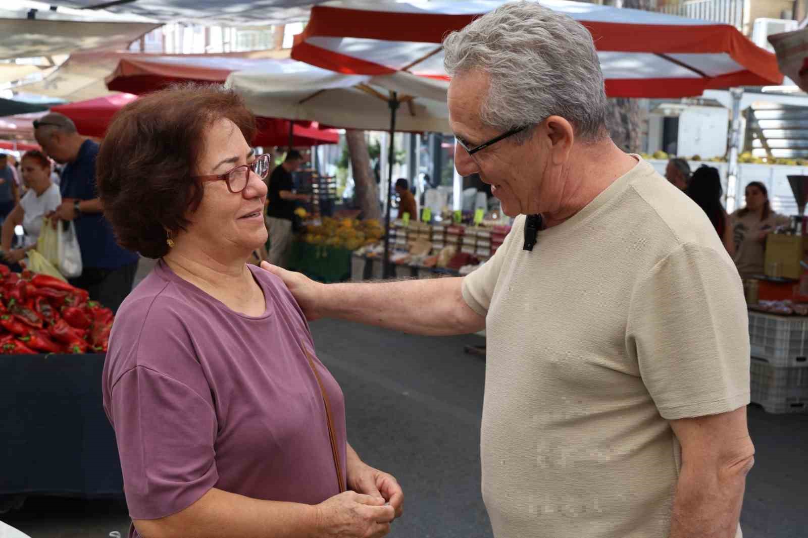 Başkan Tetik, pazarcı esnafı ve vatandaşlarla buluştu