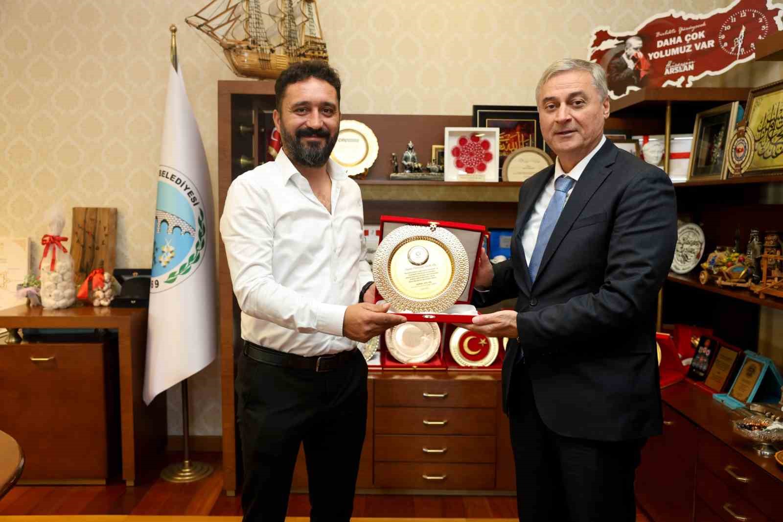 KASİAD y&ouml;netiminden Taşk&ouml;pr&uuml; Belediyesine ziyaret