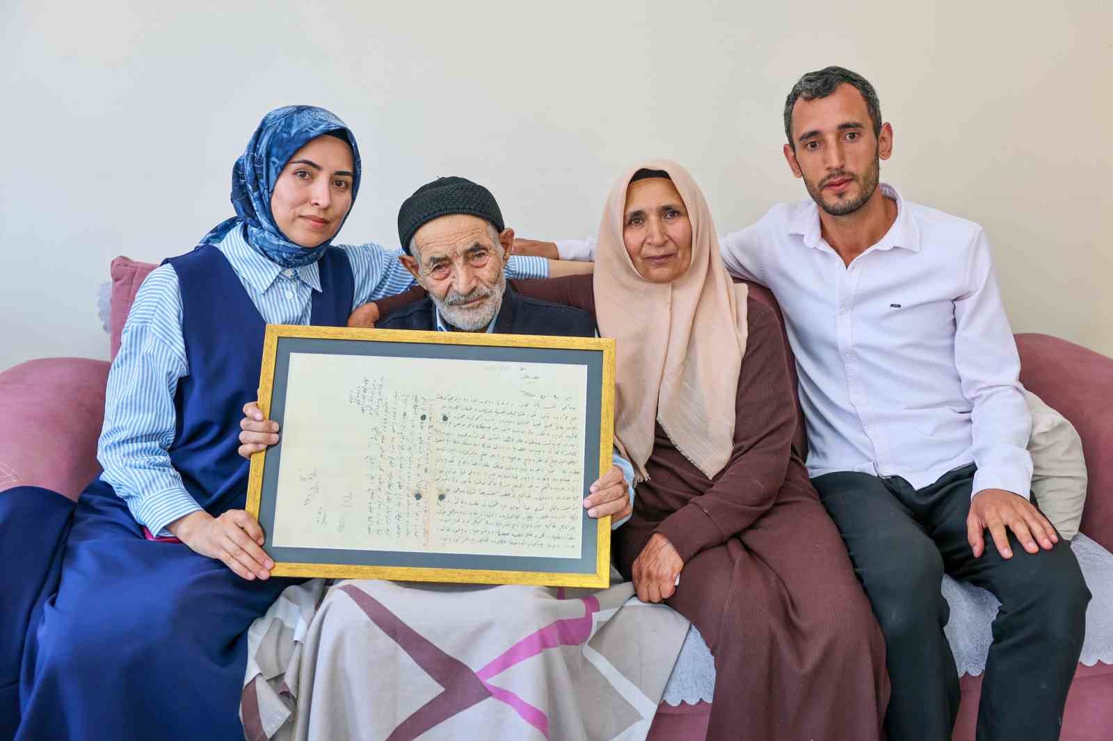 Balkan Harbi&rsquo;nde kaybolan mektup, 113 yıl sonra Sivaslı aileye ulaştırıldı