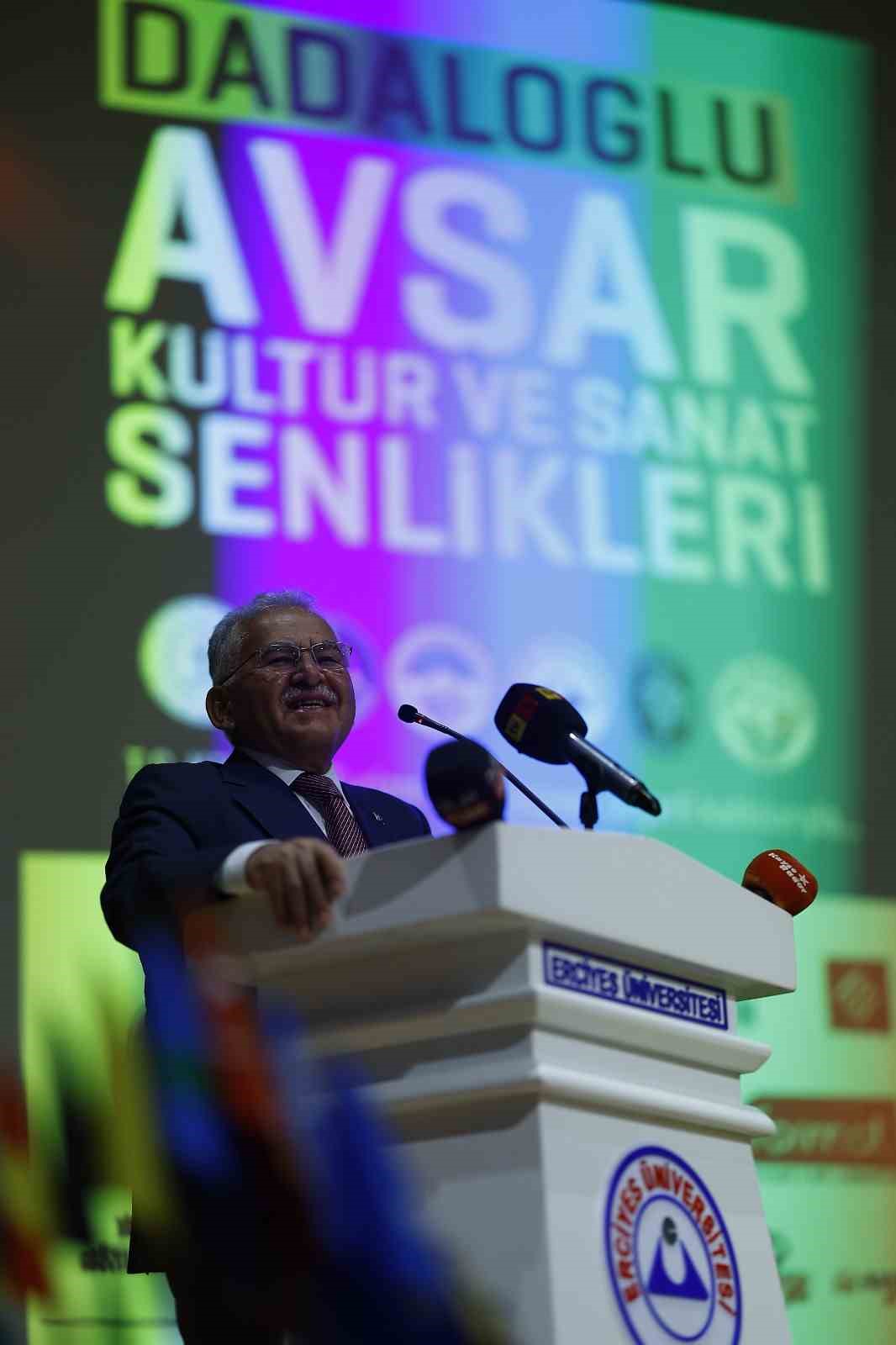 Başkan B&uuml;y&uuml;kkılı&ccedil;, T&uuml;rk D&uuml;nyası&rsquo;nın k&uuml;lt&uuml;rel mirasına dikkat &ccedil;ekti