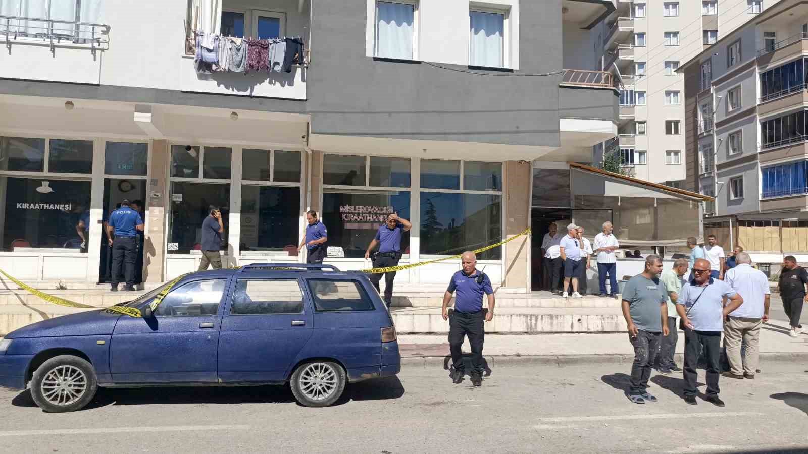 &Ccedil;orum&rsquo;da bı&ccedil;aklı kavga: 1 &ouml;l&uuml;, 1 yaralı