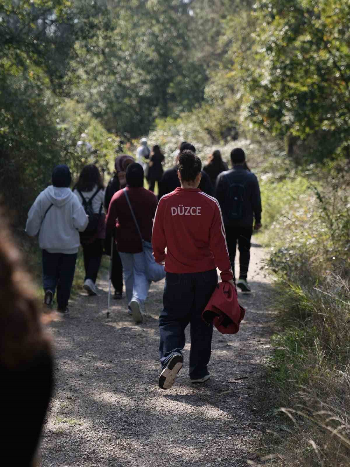 D&uuml;nya y&uuml;r&uuml;y&uuml;ş g&uuml;n&uuml;nde sağlıklı etkinlik