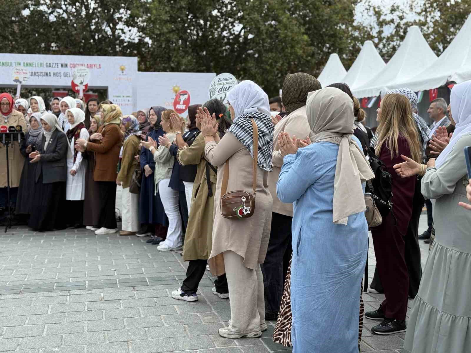 AK Parti İstanbul İl Kadın Kolları&rsquo;ndan &lsquo;&rsquo;İstanbul&rsquo;un Anneleri, Gazze&rsquo;nin &Ccedil;ocuklarıyla&rsquo;&rsquo; hayır &ccedil;arşısı