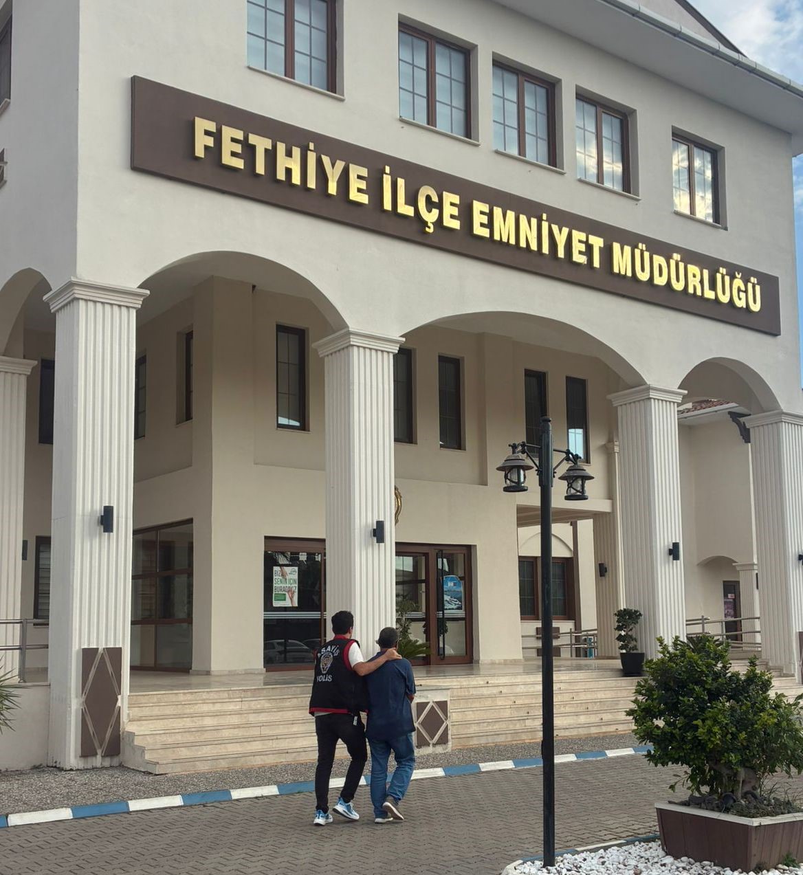 Fethiye&rsquo;de 7 yıldır aranan kardeşler yakalandı