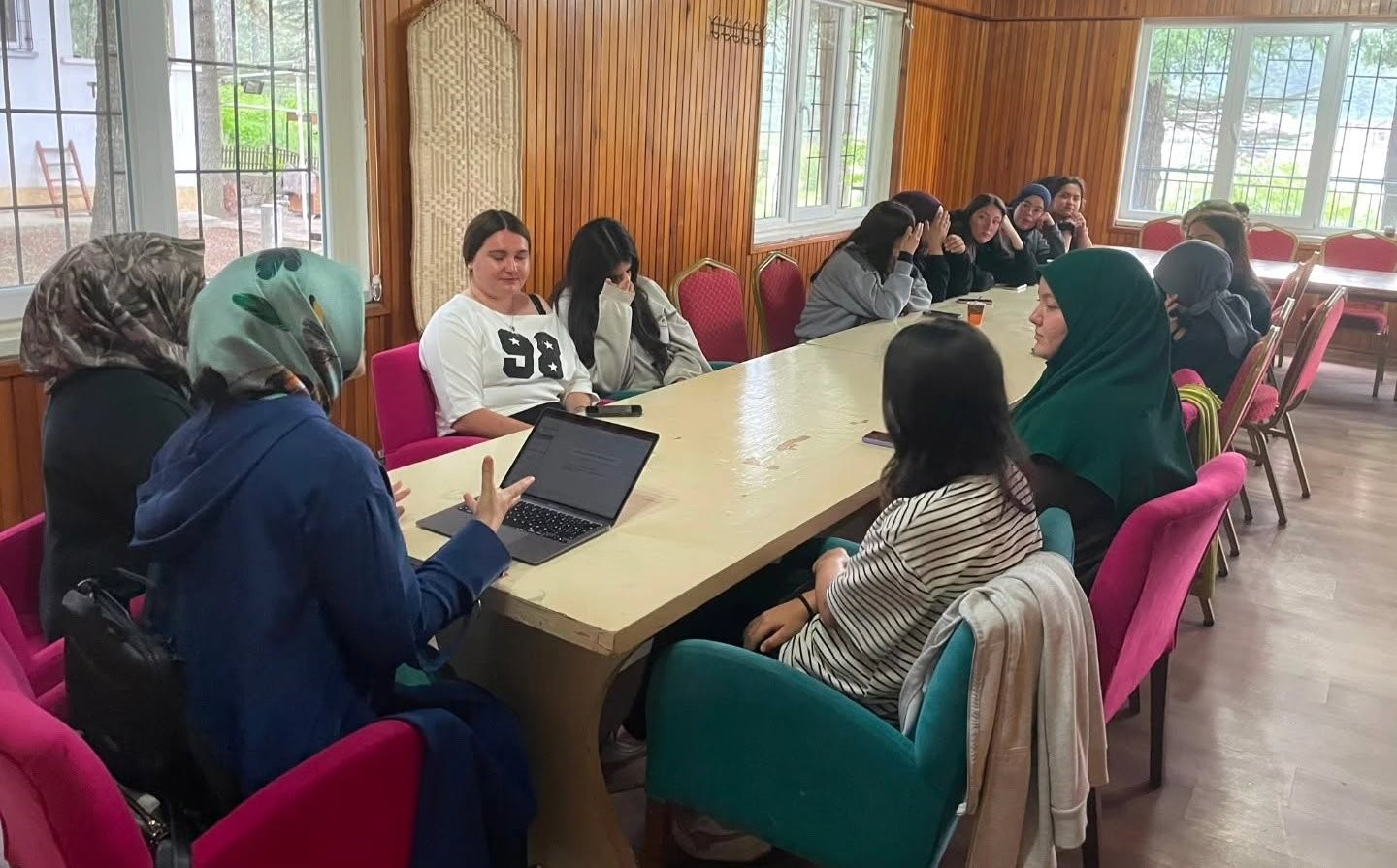 Simav&rsquo;da &uuml;niversite &ouml;ğrencilerine moral ve motivasyon kampı