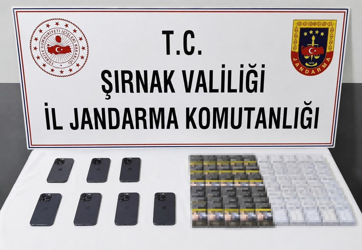 Şırnak&rsquo;ta dev ka&ccedil;ak&ccedil;ılık operasyonu: 77 milyon liralık ka&ccedil;ak &uuml;r&uuml;n ele ge&ccedil;irildi