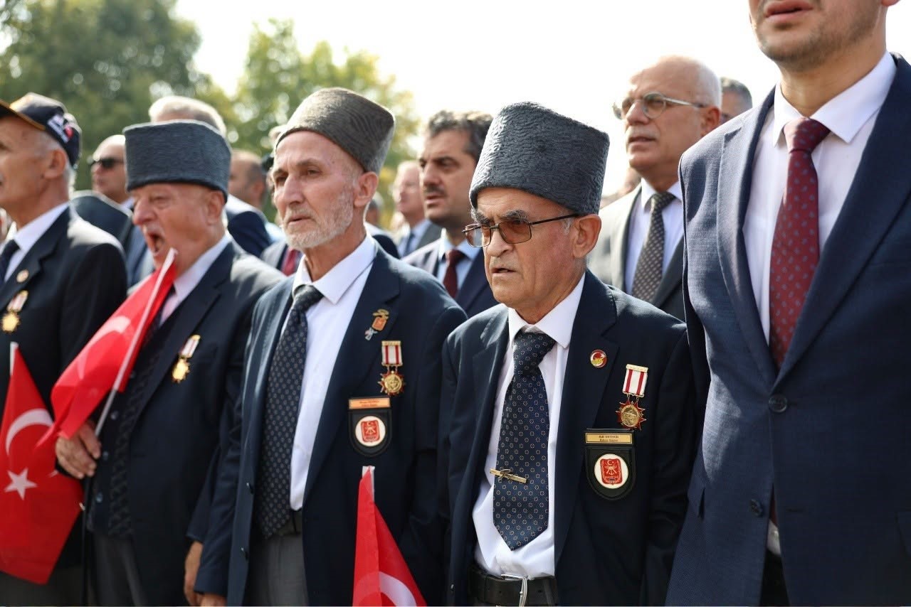 D&uuml;zce&rsquo;de 19 Eyl&uuml;l Gaziler G&uuml;n&uuml; t&ouml;renle anıldı