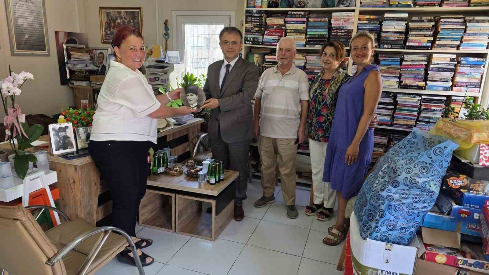 Paşakent Mahallesi&rsquo;nde muhtarlık &ccedil;alışmaları değerlendirildi