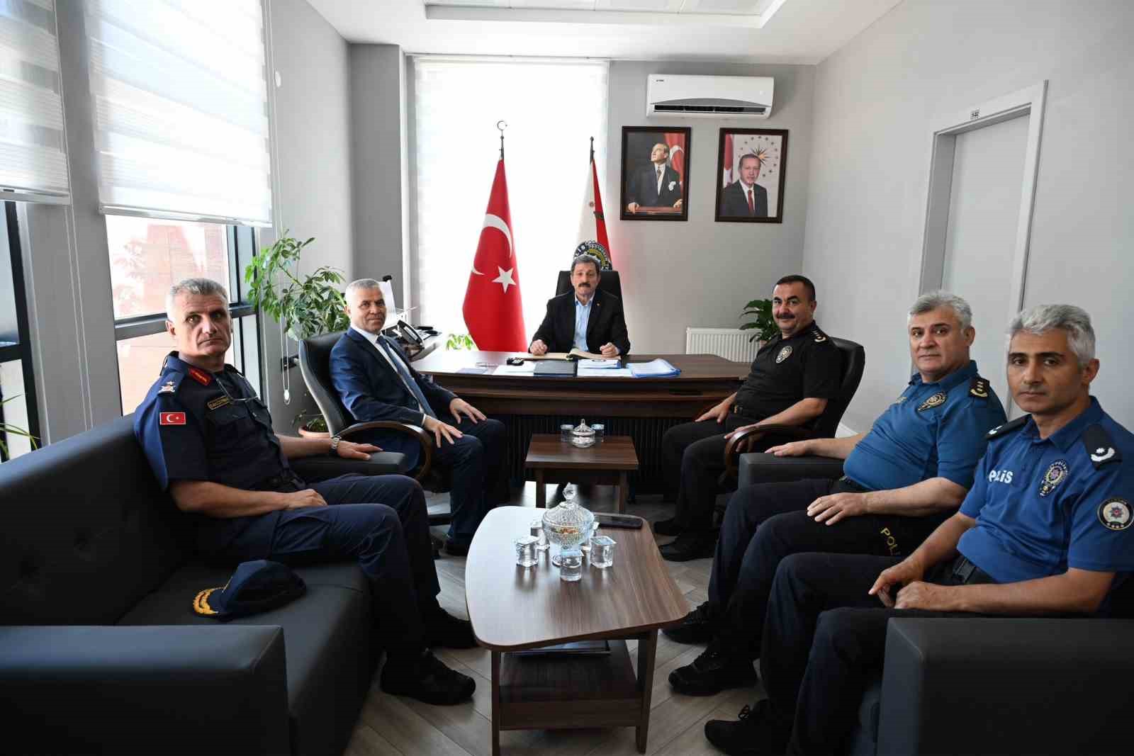 Vali Tavlı, asayiş ve trafik &ccedil;alışmalarını denetledi