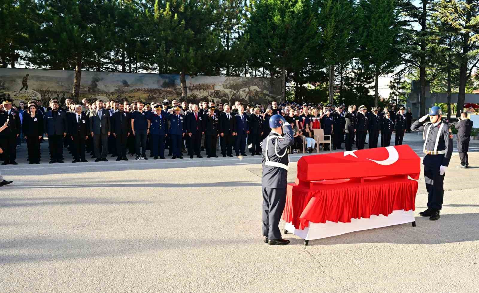 Şehit Uzman &Ccedil;avuş Mehmet Demirbaş i&ccedil;in Eskişehir&rsquo;de t&ouml;ren d&uuml;zenlendi