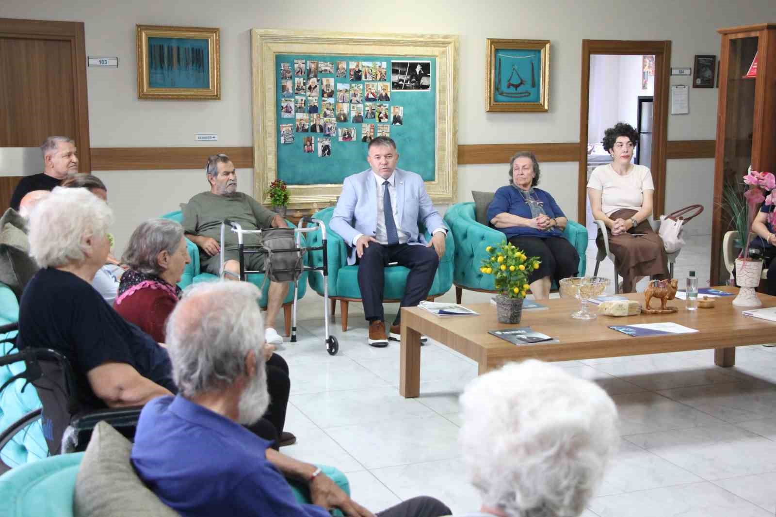 Mersin&rsquo;de yaş almış vatandaşlarla g&ouml;n&uuml;l buluşması