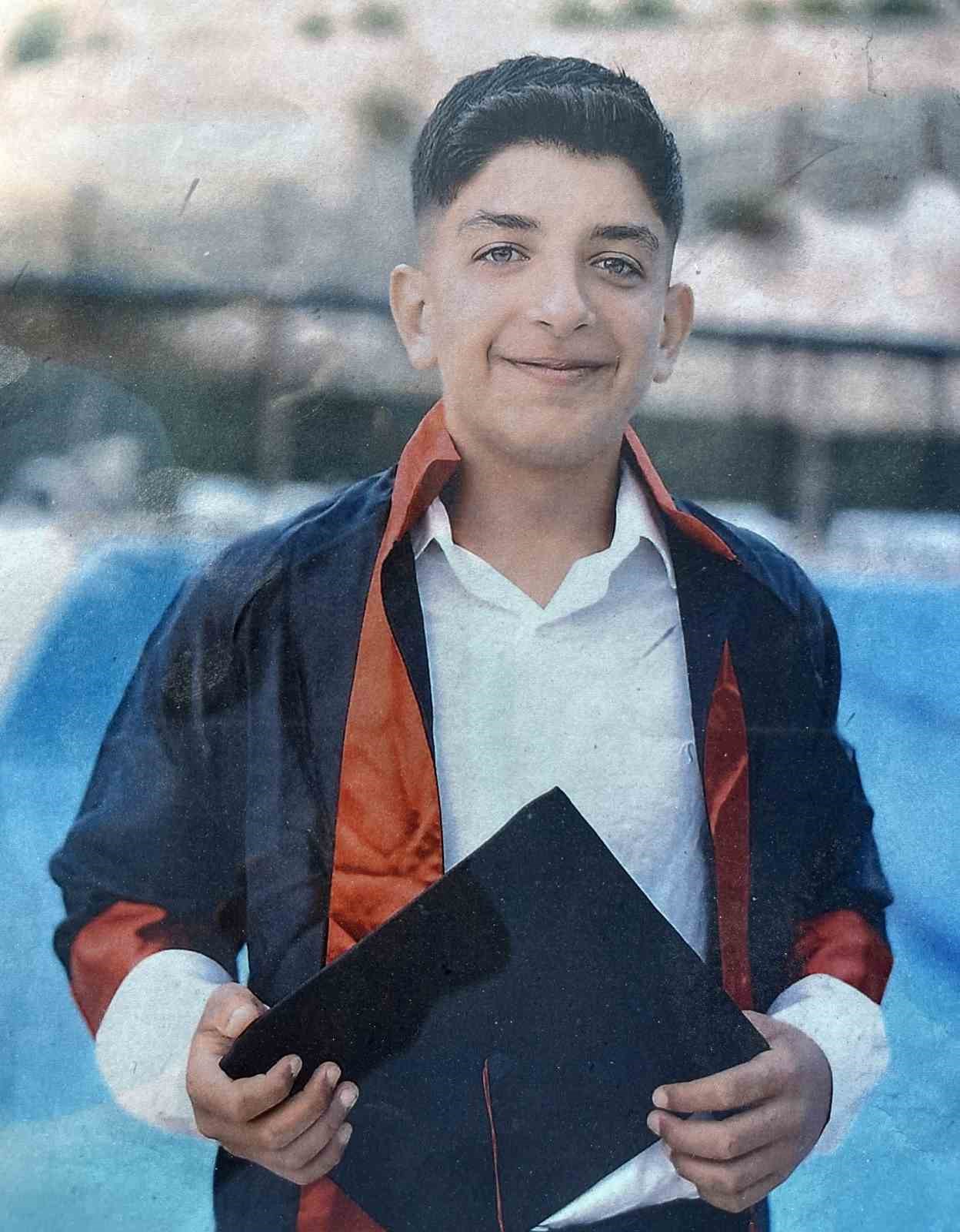 Ara&ccedil; klimasındaki gaz patlaması nedeniyle hayatını kaybeden 13 yaşındaki &ccedil;ırak, son yolculuğuna uğurlandı