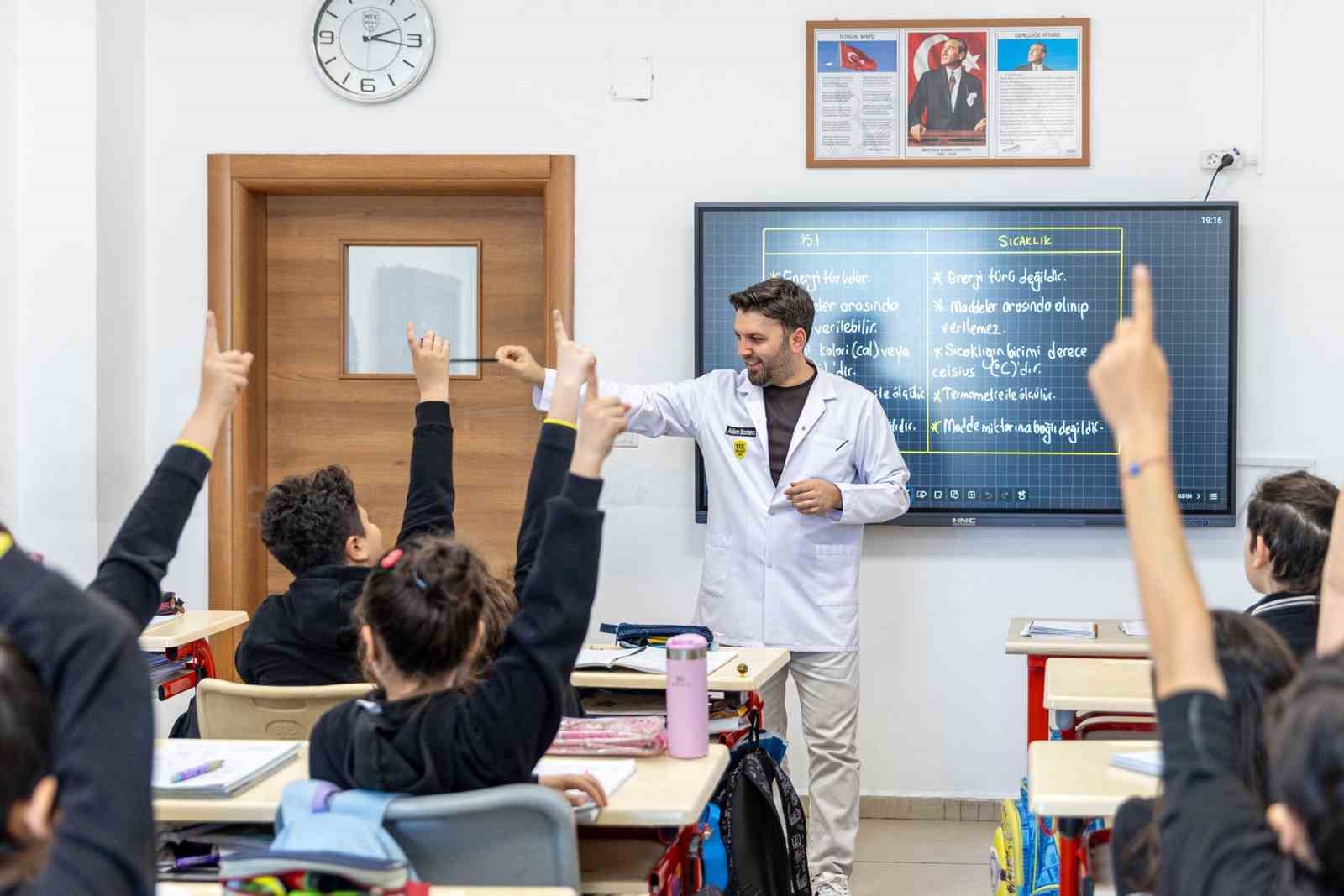 MTK Koleji&rsquo;ne yoğun ilgi: "Başvuruların nedeni eğitimdeki başarımız"