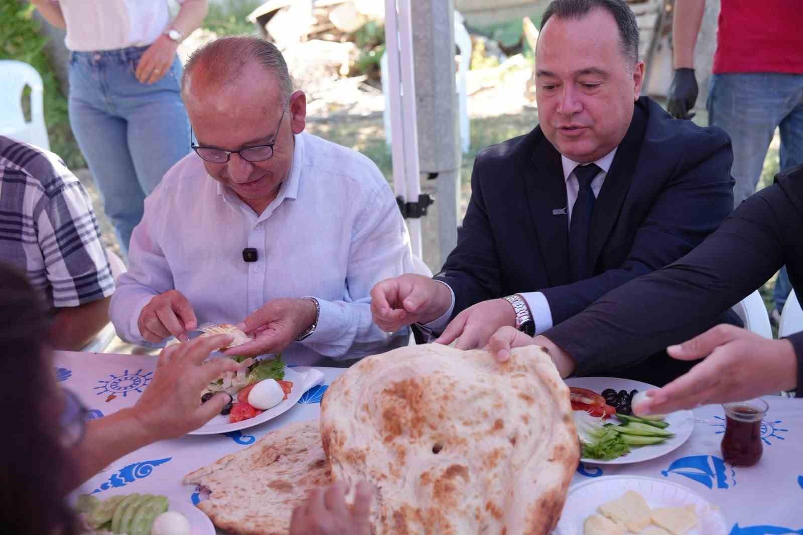Turgutlu&rsquo;da mahalle k&uuml;lt&uuml;r&uuml;n&uuml; yaşatacak &rsquo;Tandır Evi&rsquo; hizmete a&ccedil;ıldı