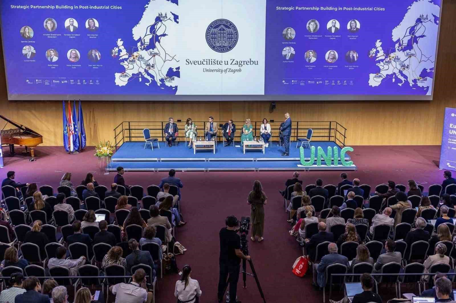 Maltepe Belediye Başkanı Mimar Esin Köymen, "Avrupa Post-Endüstriyel UNIC Şehir Liderleri Forumu"na katıldı