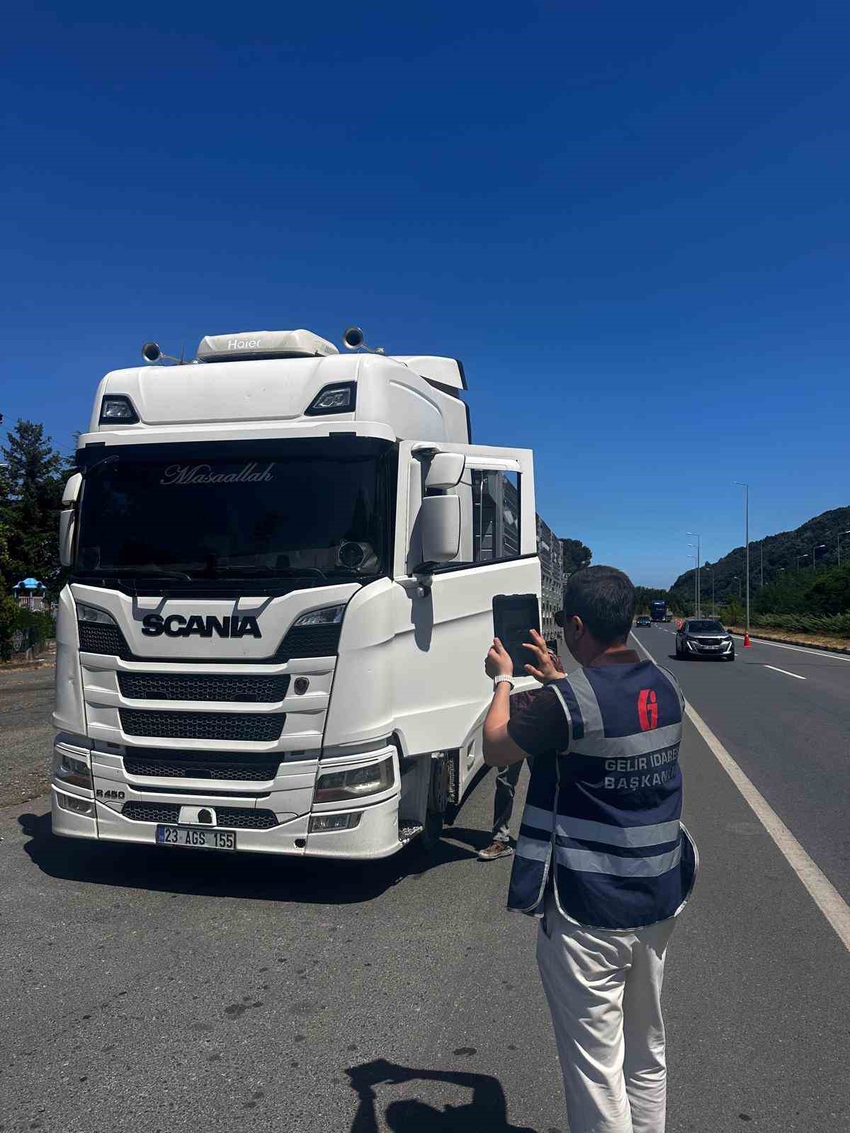 Zonguldak&rsquo;ta ticari taşıtlara y&ouml;nelik denetimlerde 87 araca ceza kesildi