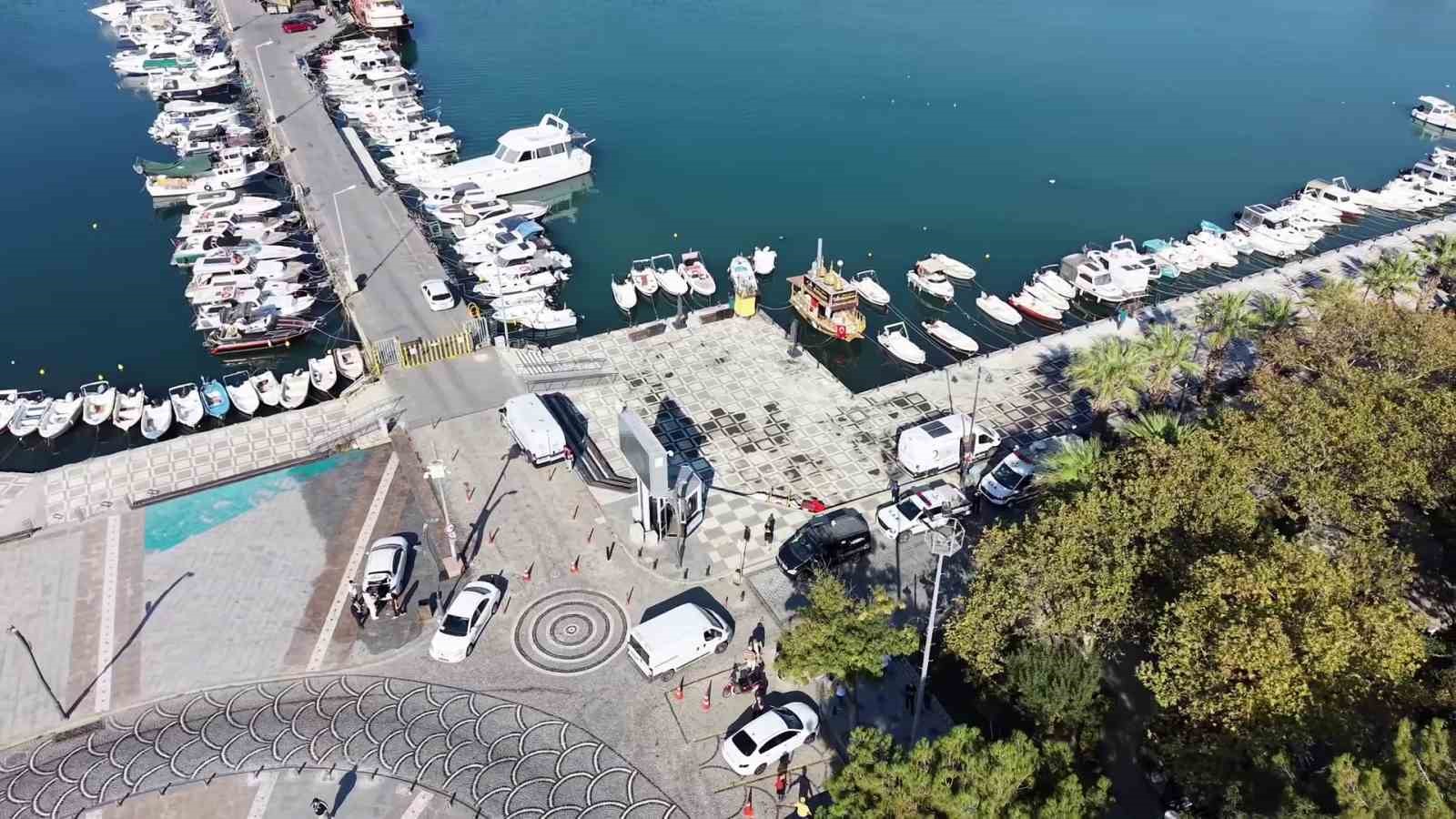 Silivri Limanı&rsquo;nda son durum dron ile g&ouml;r&uuml;nt&uuml;lendi