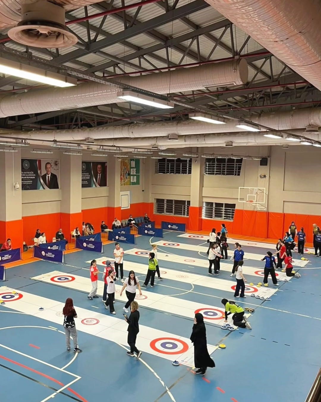 Denizli &Ccedil;ok Ama&ccedil;lı Spor Salonu yeniden sporcuların hizmetinde