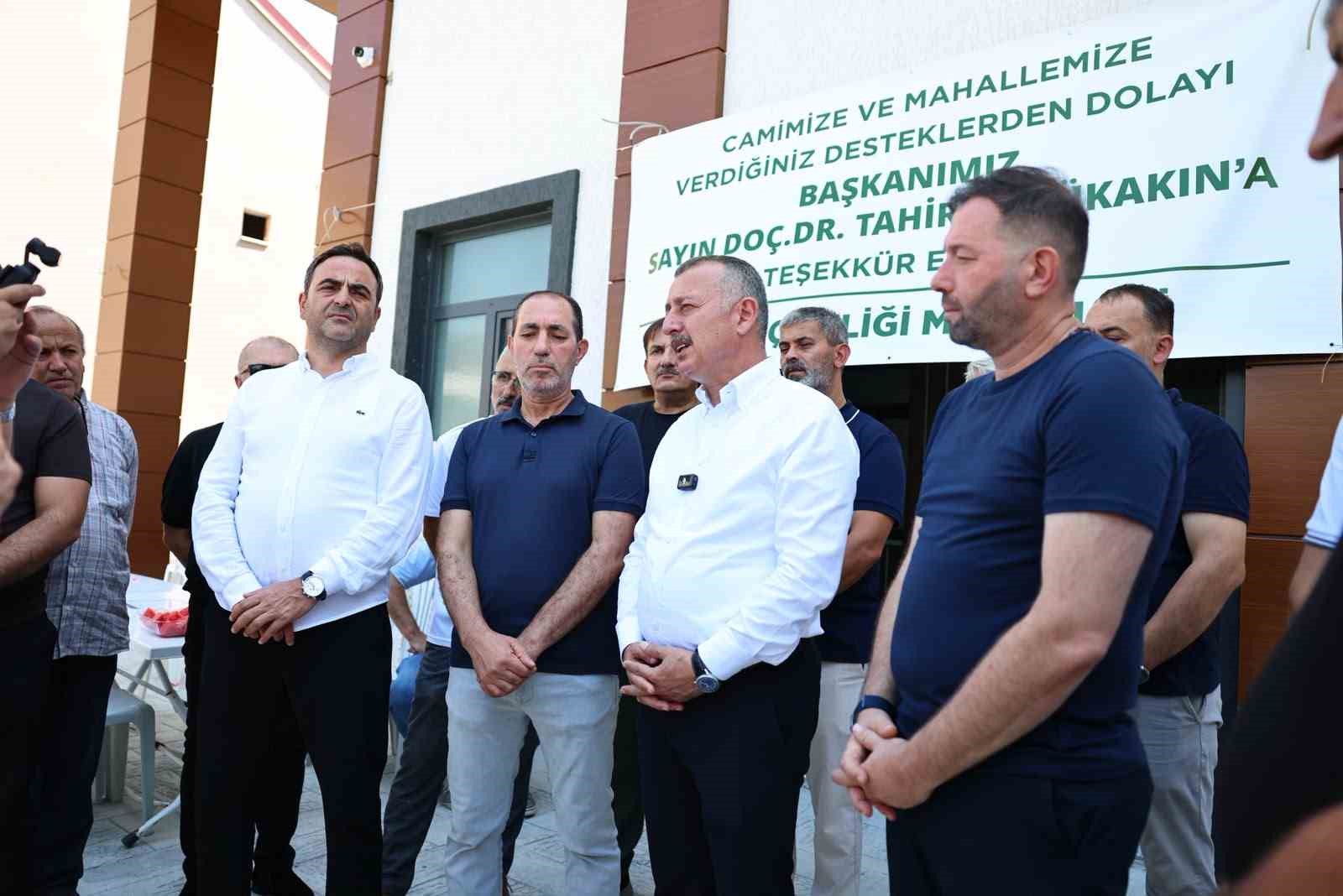 Gazze Şehitleri Camii ibadete a&ccedil;ılmak i&ccedil;in g&uuml;n sayıyor