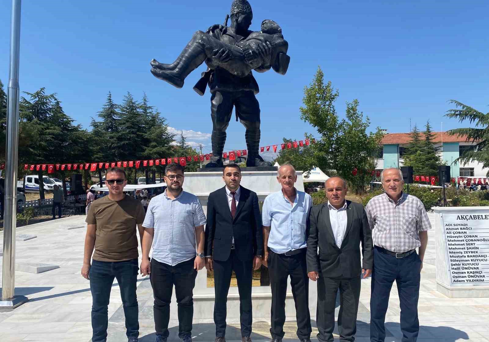 &Ccedil;etmili Kara Ali &Ccedil;avuş ile oğlu Mehmet Onbaşı şehadetlerinin 104. yılında anıldı
