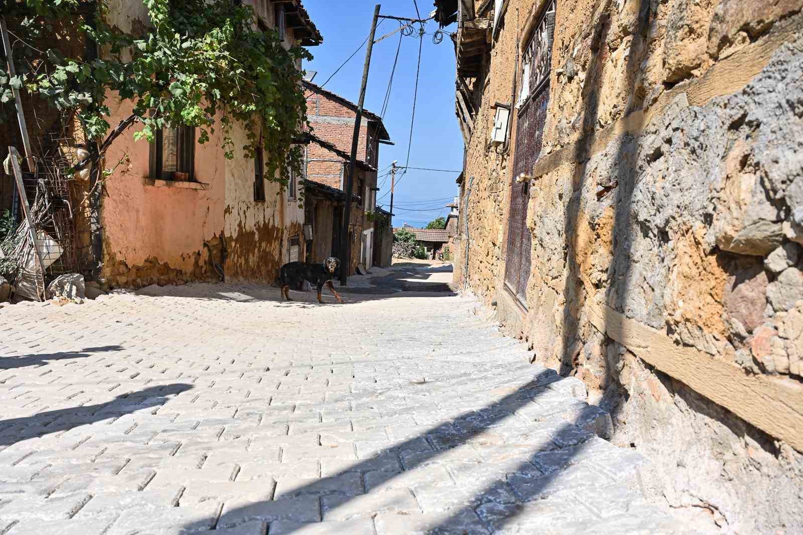 B&uuml;y&uuml;kşehir&rsquo;den M&uuml;şk&uuml;le&rsquo;ye altyapı ve &uuml;styapı hamlesi