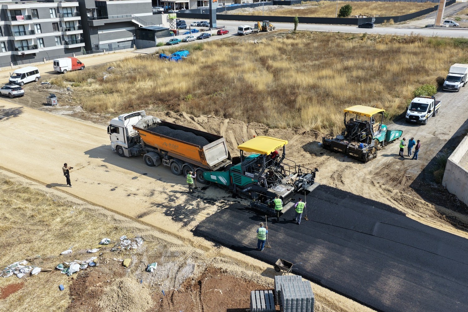 G&ouml;lbaşı Belediyesinden eyl&uuml;l ayında 22 bin 500 ton asfalt serimi