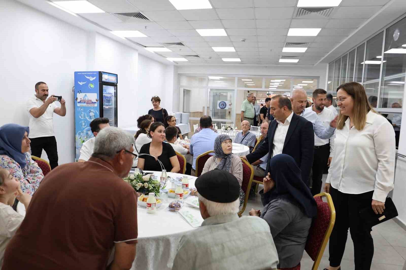 &Ccedil;ine&rsquo;de 19 Eyl&uuml;l Gaziler G&uuml;n&uuml; dolayısıyla yemek programı d&uuml;zenlendi