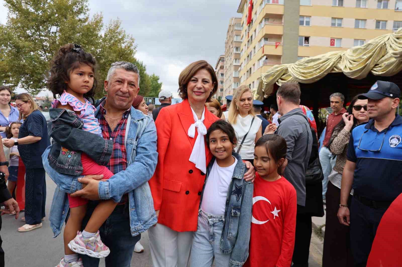 Başkan &Uuml;nl&uuml;ce: "Kahramanlıkla kazanılan, gururla kutlanan zaferin 104. yılı kutlu olsun"