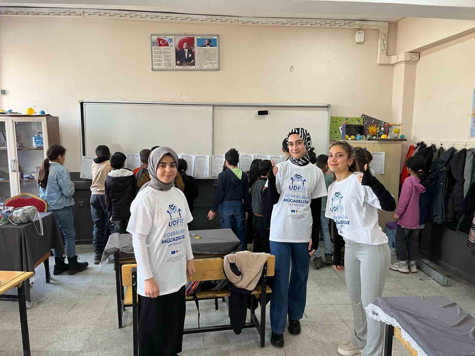 UDER, akran zorbalığına karşı UNICEF desteğiyle Ağrı&rsquo;da &ccedil;alışma başlattı