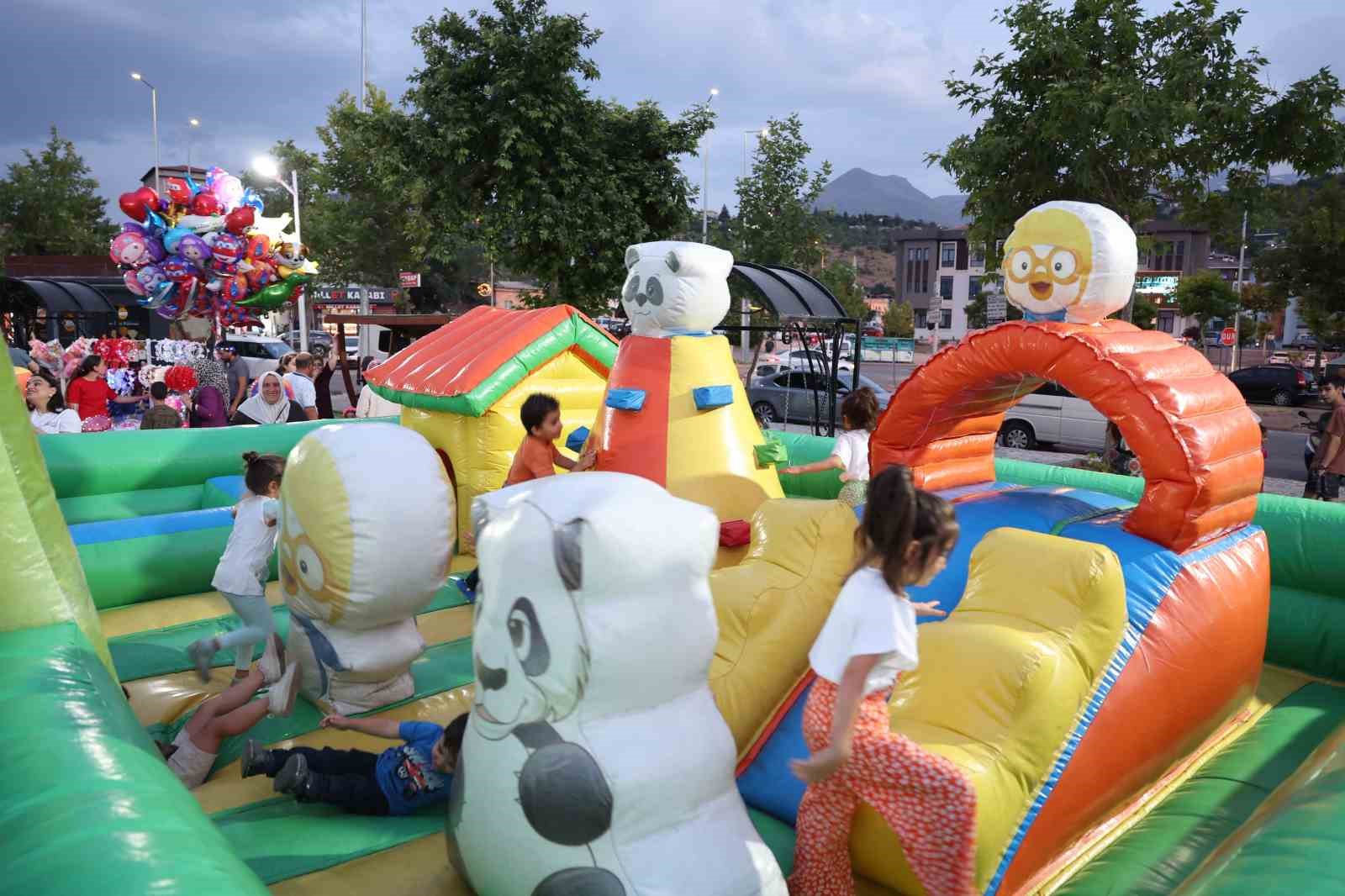 Başkan &Ouml;zdoğan: "Her şey &ccedil;ocuklarımızın mutluluğu i&ccedil;in"
